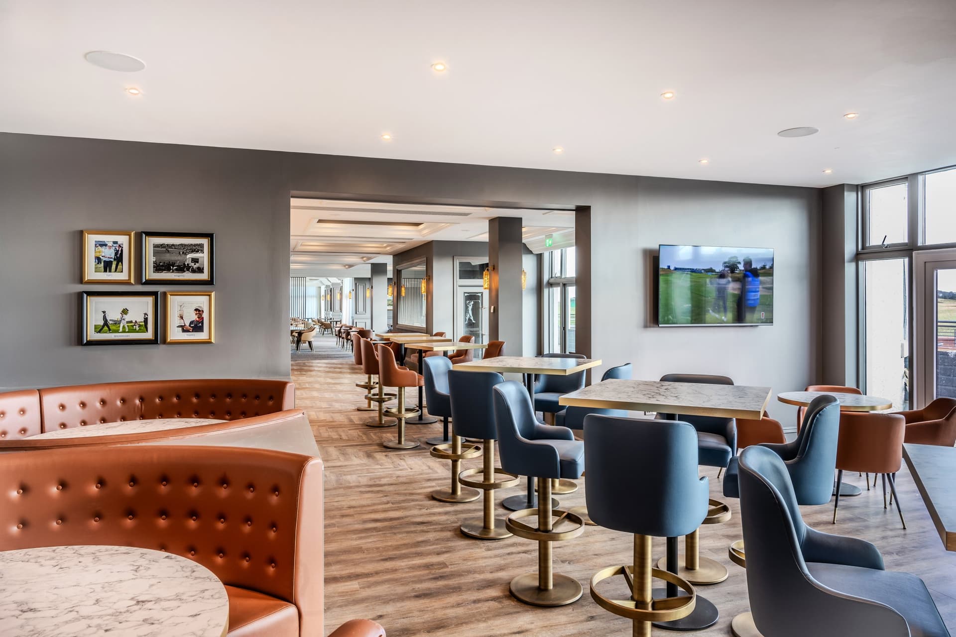 Bar at the Carnoustie Golf Resort