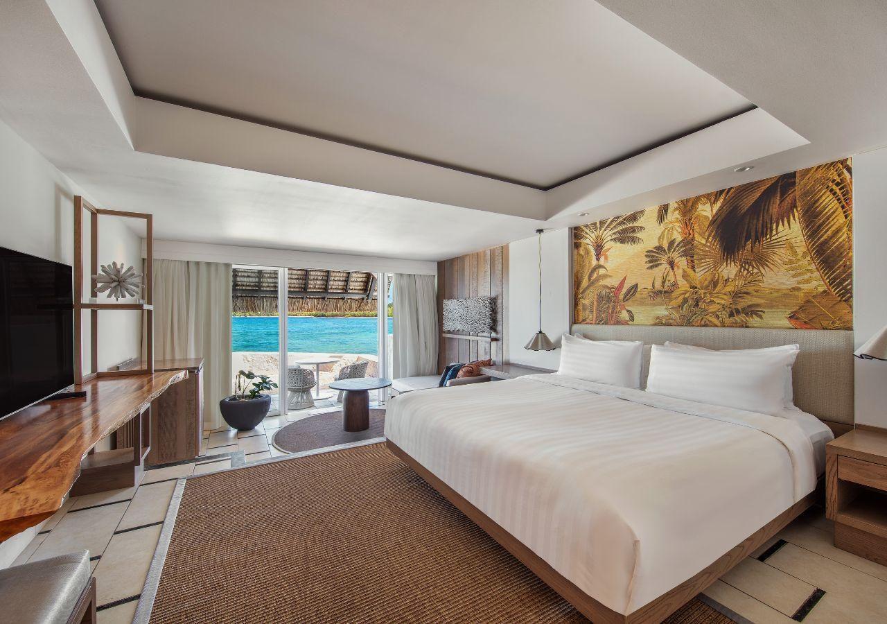 Double bed suite at the Shangri La Touessrok