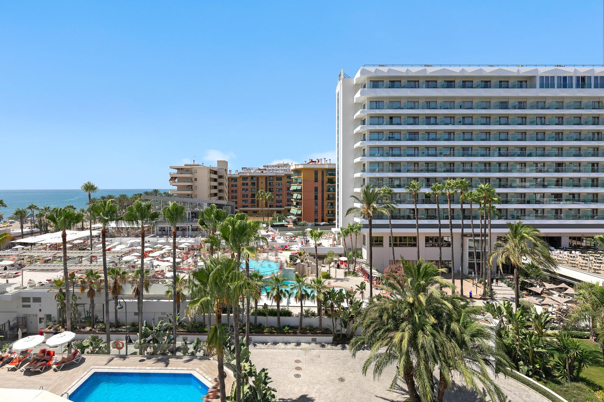 Panoramic view of the Melia Sol Don Pablo building