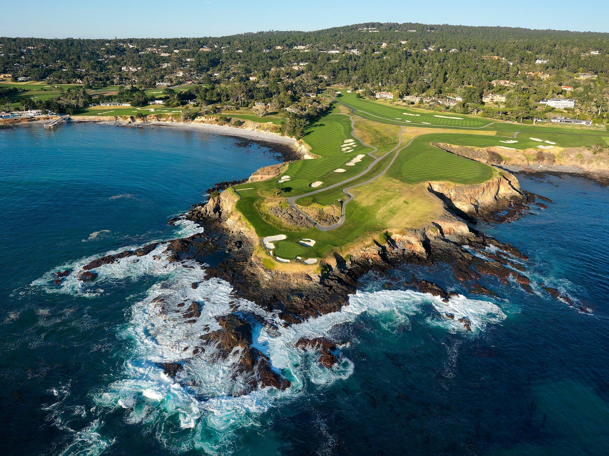 Overhead view of a coastal fairway
