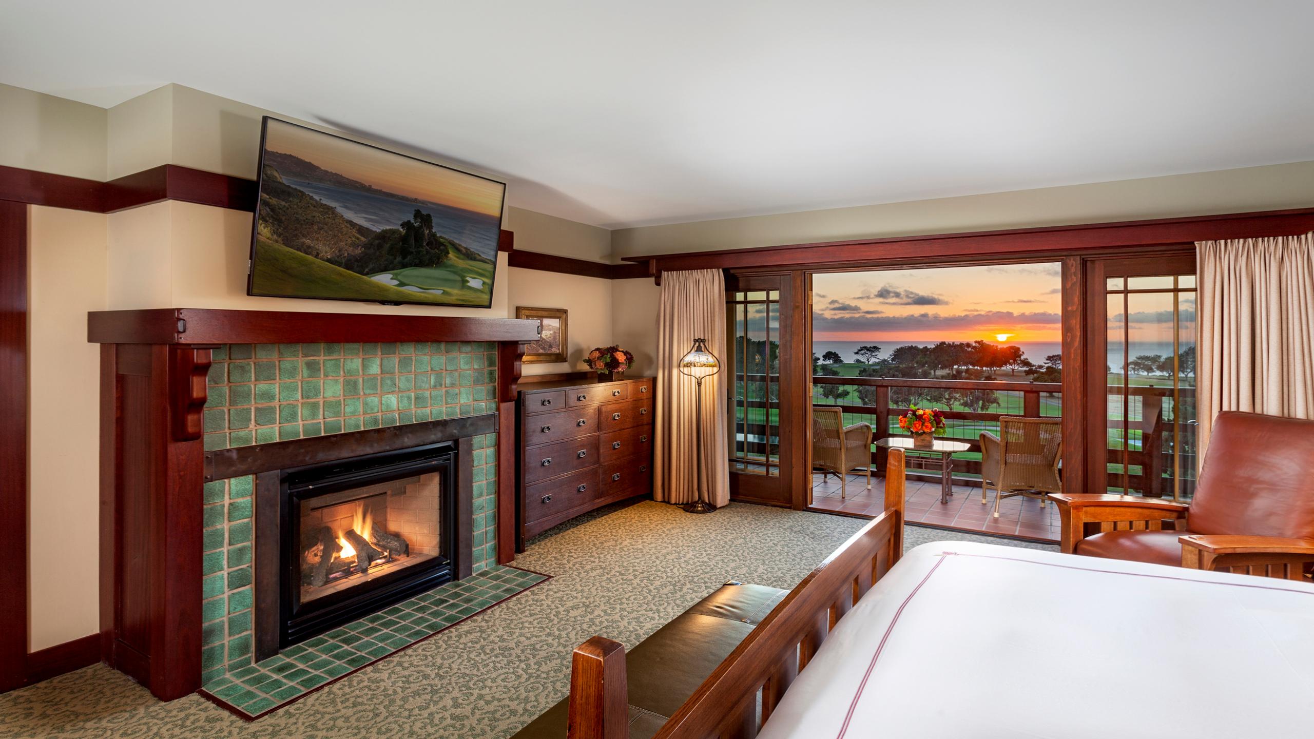 Double bed suite at the Torrey Pines lodge