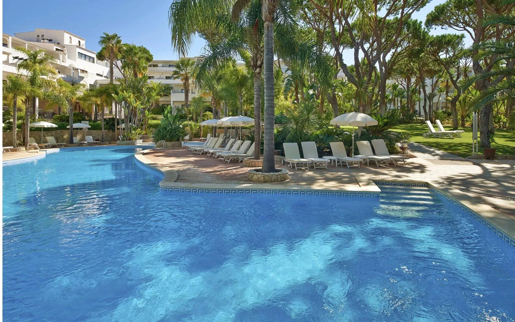 Outdoor swimming pool at the Ria Park Garden Hotel