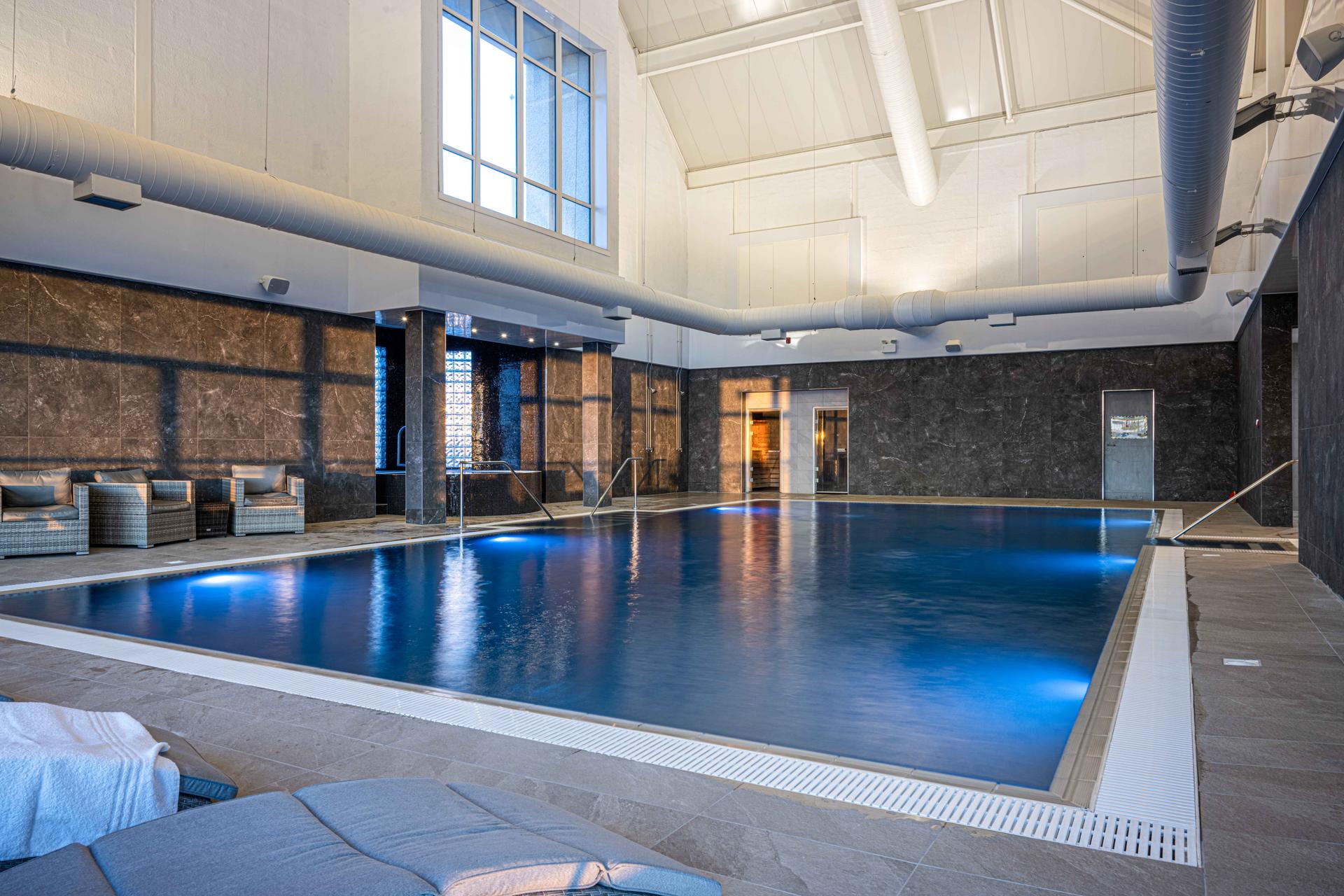 Indoor swimming pool at Carnoustie Resort