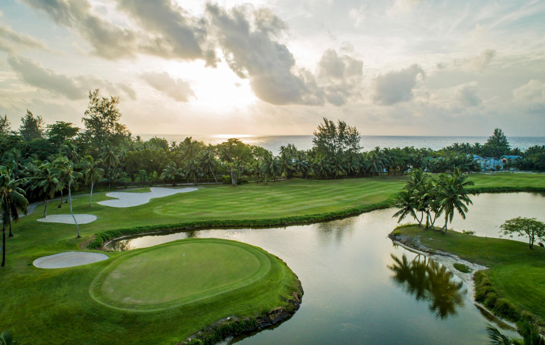 Island green at Lemuria Golf Club