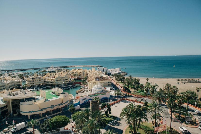 Panoramic view of Hotel Alay Benalmadena and the coast