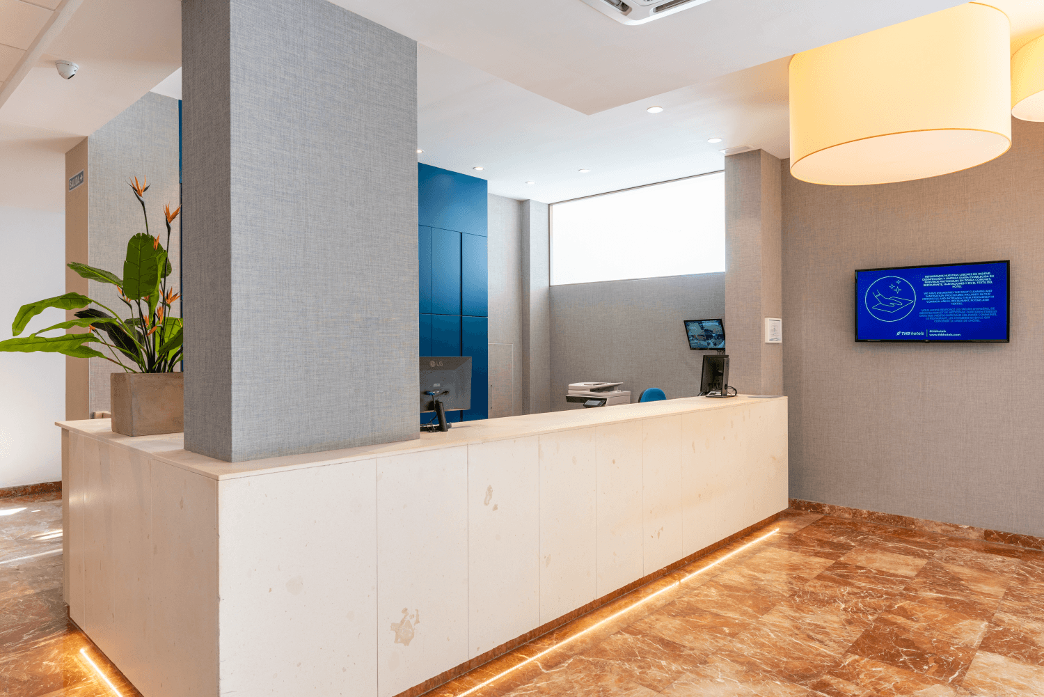 Front desk at the Hotel THB San Fermín