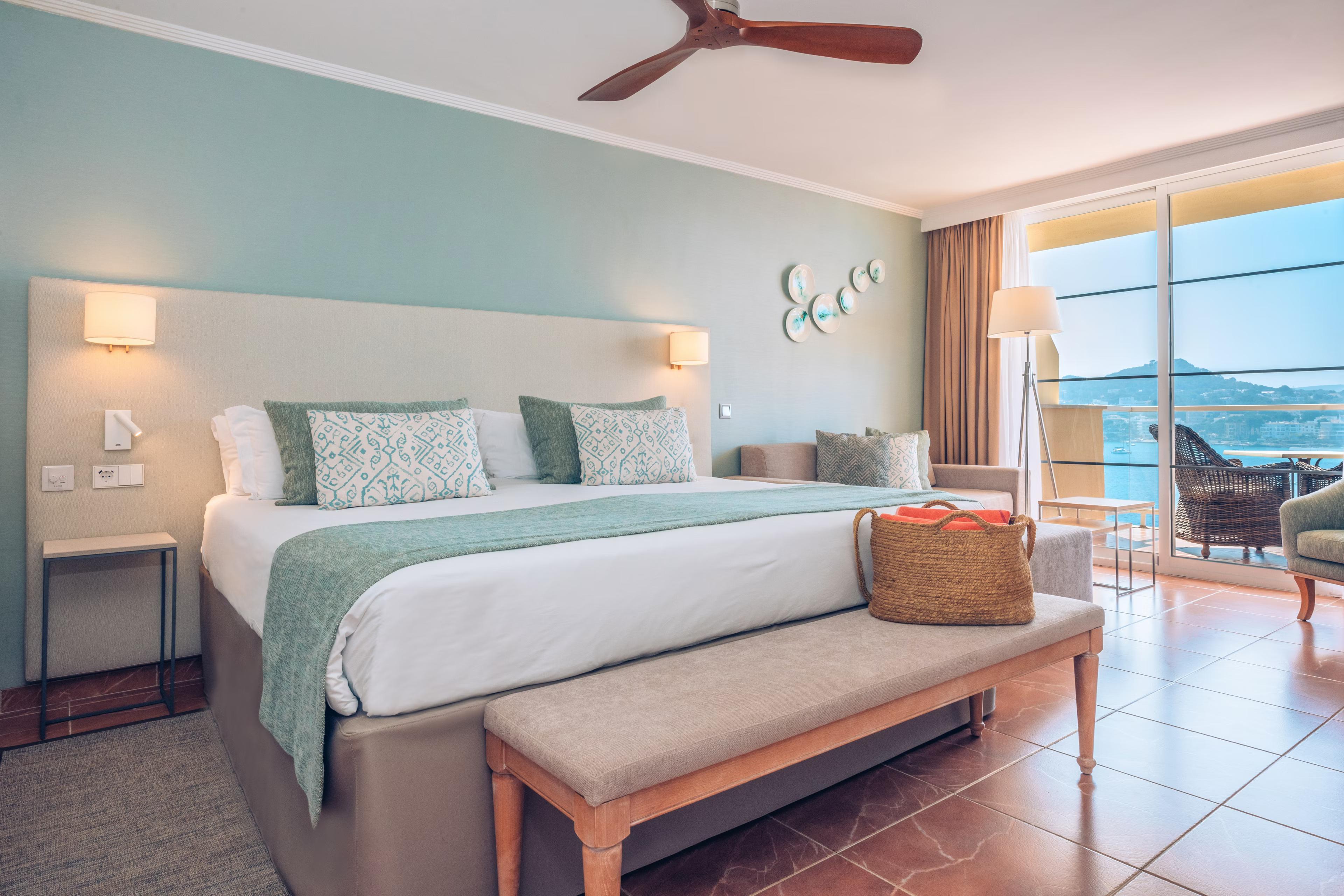 Double bed suite at Iberostar Costa del Sol