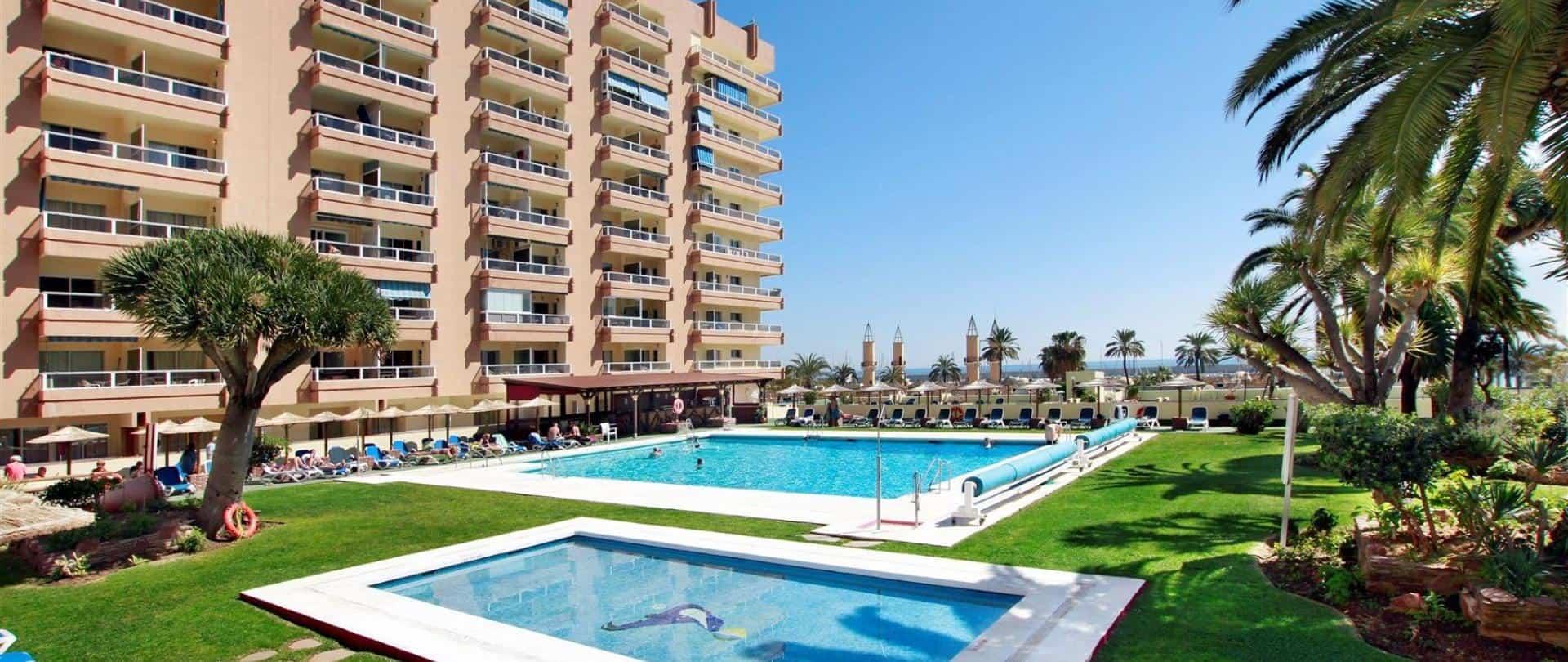 Outdoor swimming pools at the PYR Fuengirola