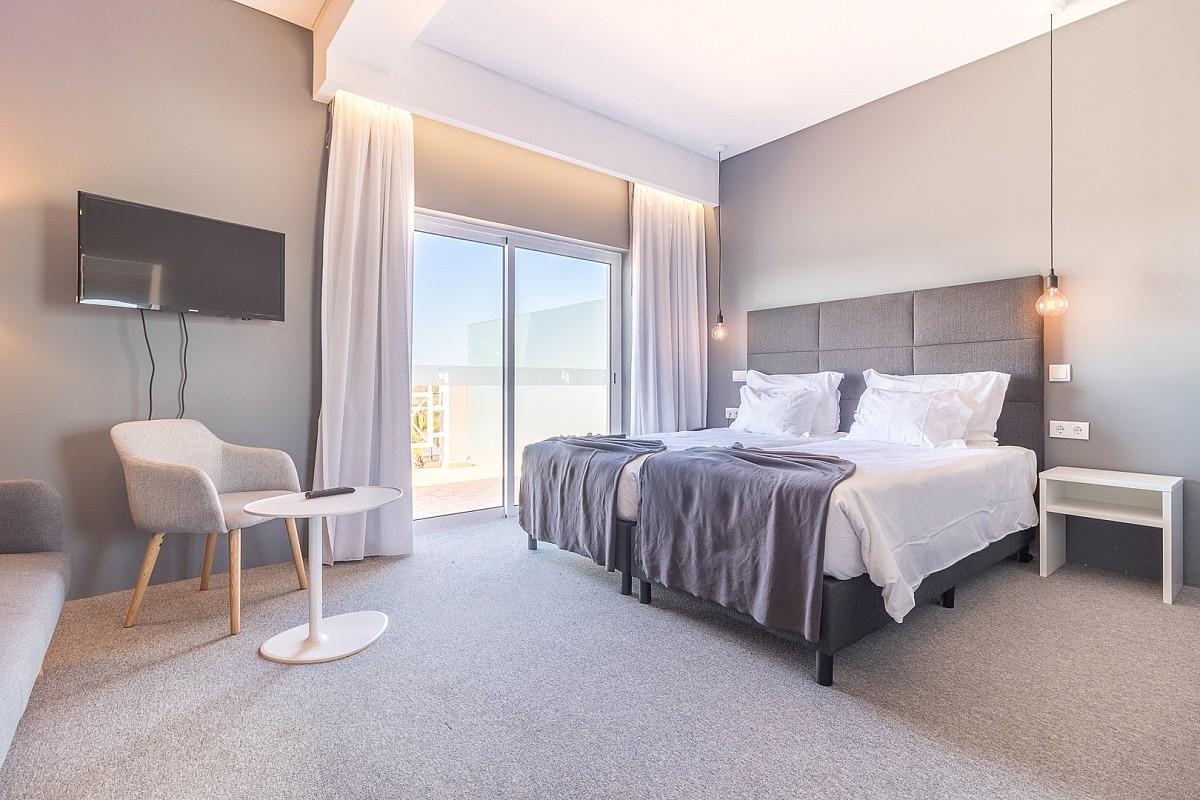 Double bed room as part of a suite at the Pestana Gramacho Residences