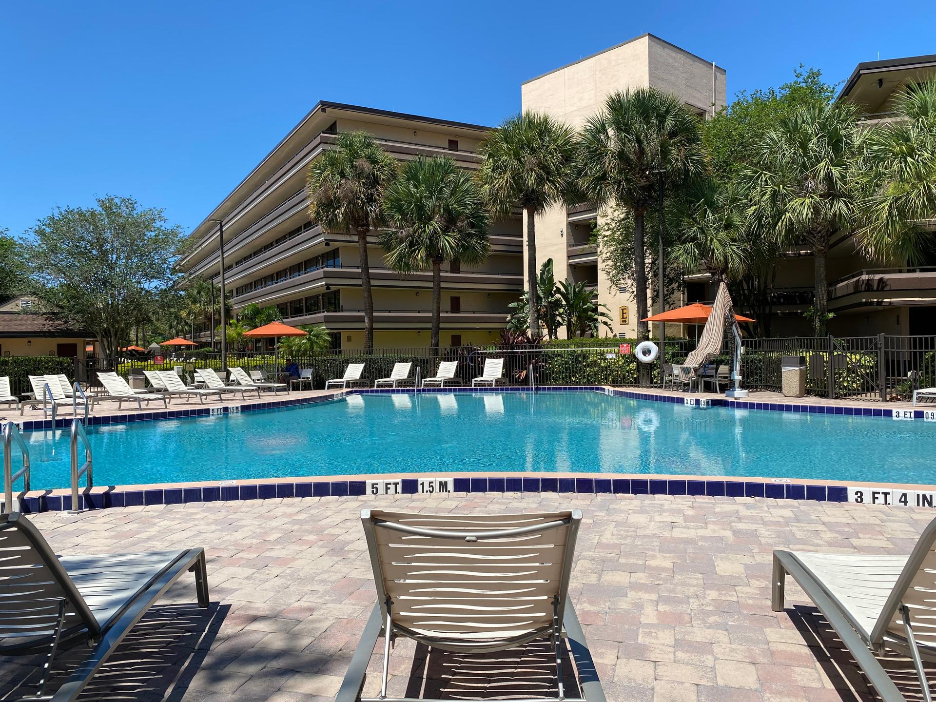 Outdoor swimming pool at the Rosen Inn at Pointe Orlando