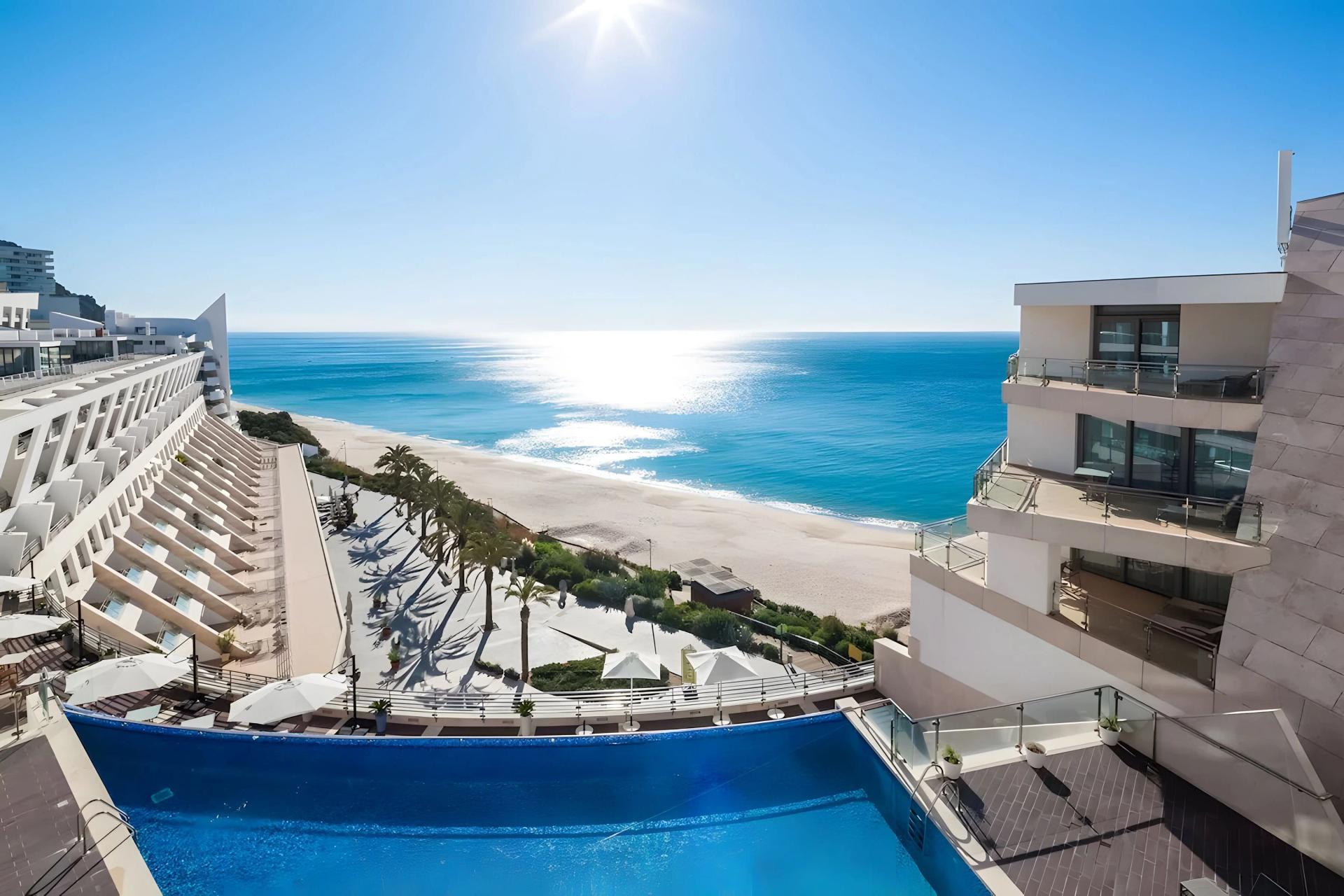 Sun shining over the Sesimbra Oceanfront