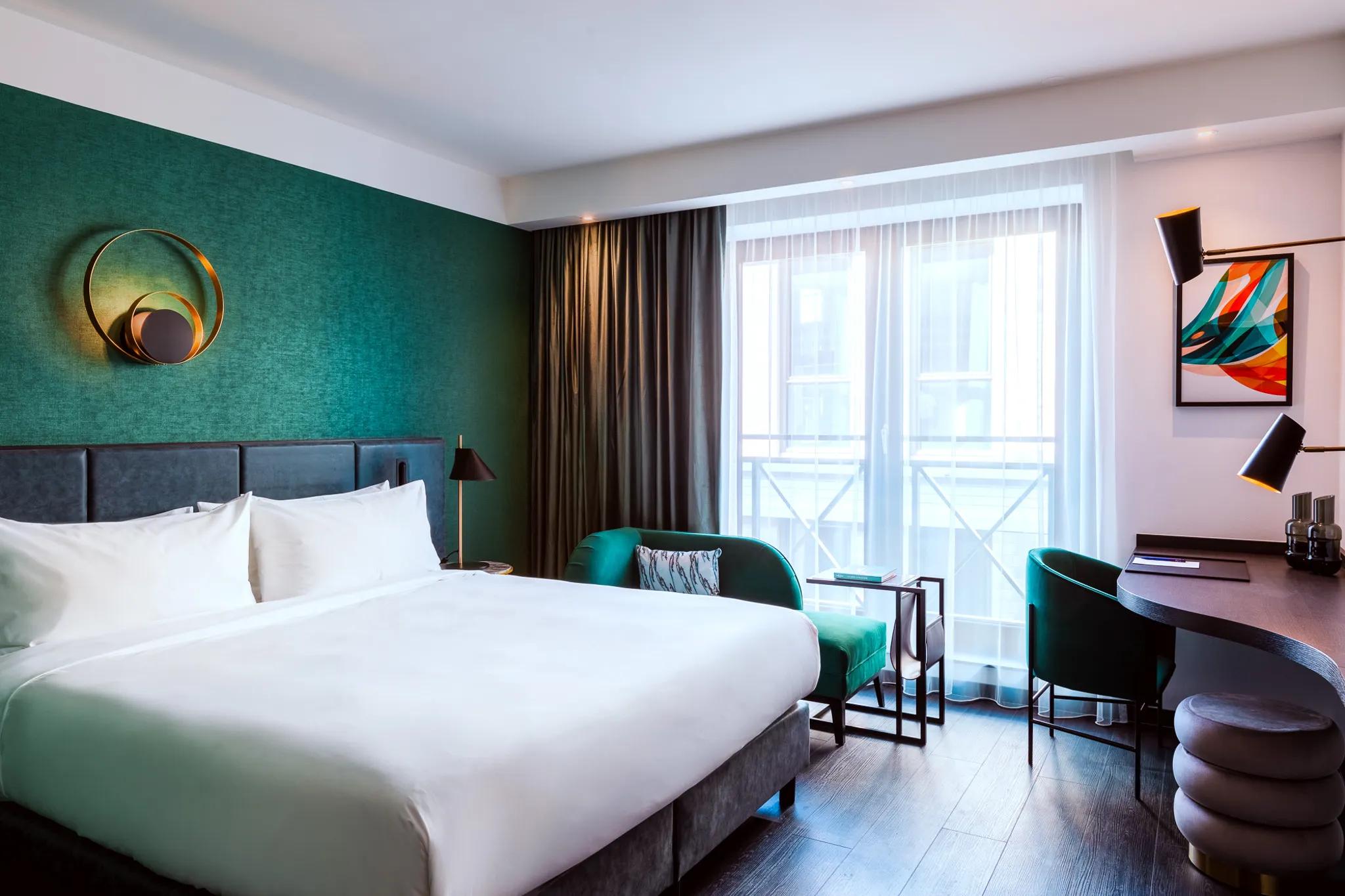 Double bed room at The Den, ‘s-Hertogenbosch, a Tribute Portfolio Hotel