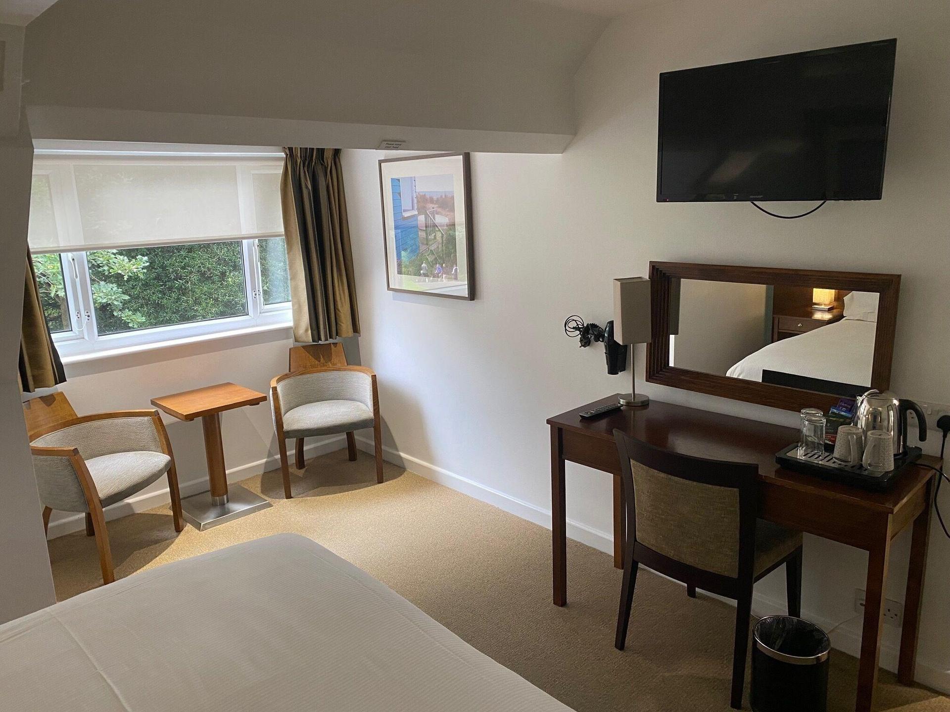 Double bed suite at The Lodge at Meyrick Park