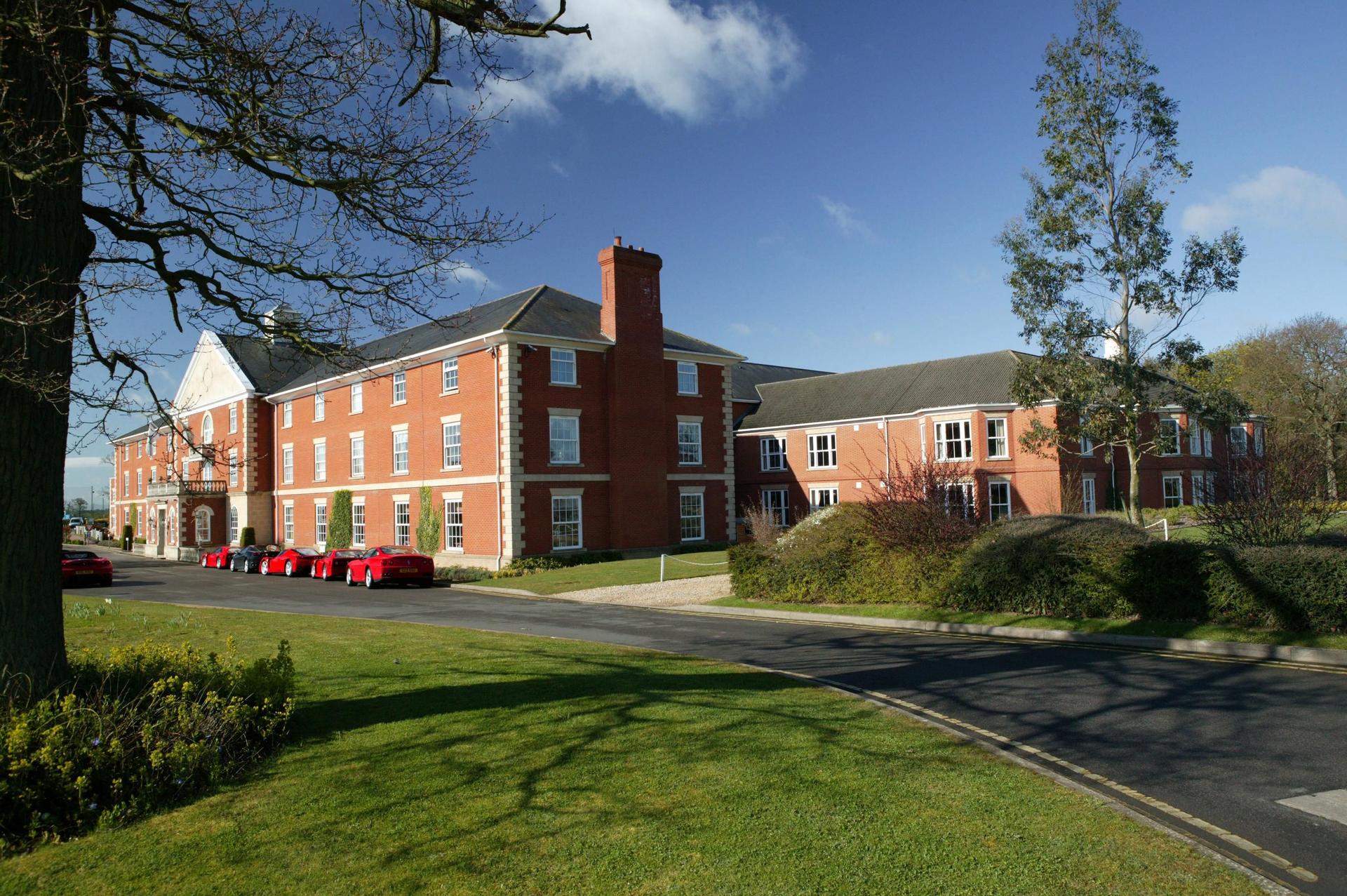Panoramic view of the Whittlebury Hall - Park building