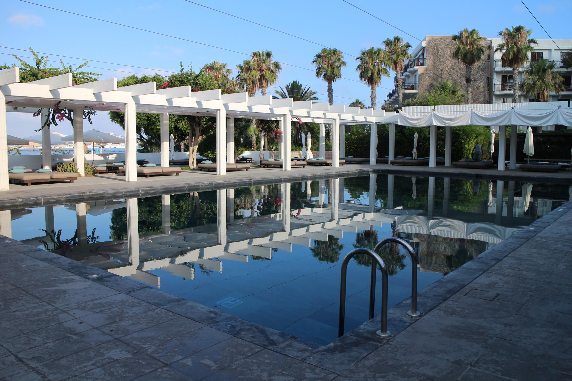 Outdoor swimming pool at the Almyra Hotel
