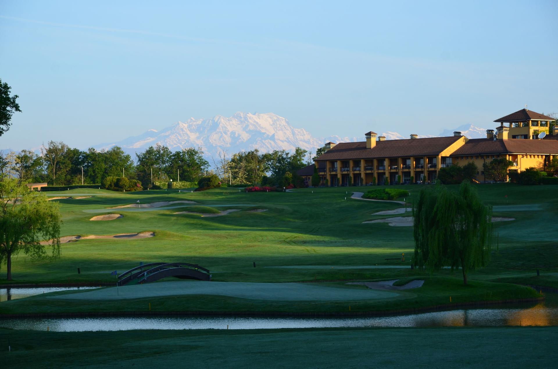 Panoramic view of Bogogno Golf Resort overlooking the outdoor course