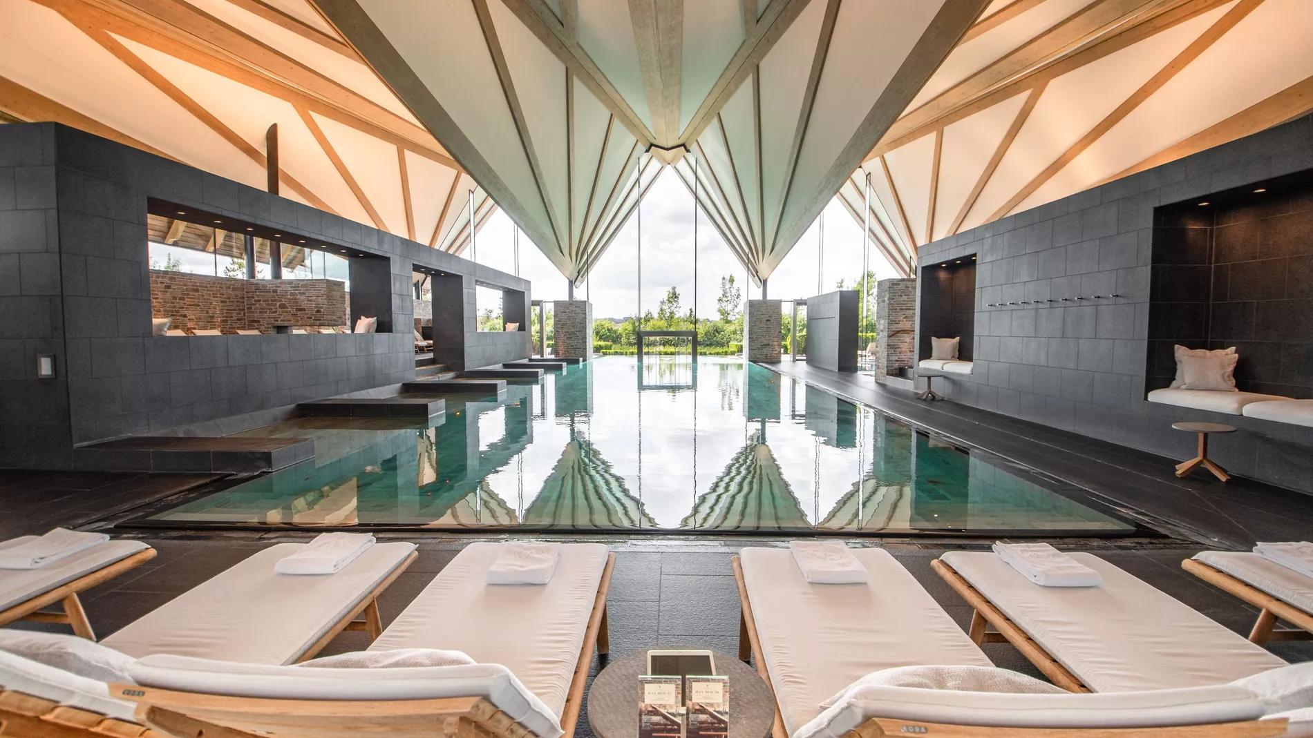 Panoramic view of the indoor swimming pool at Great Northern