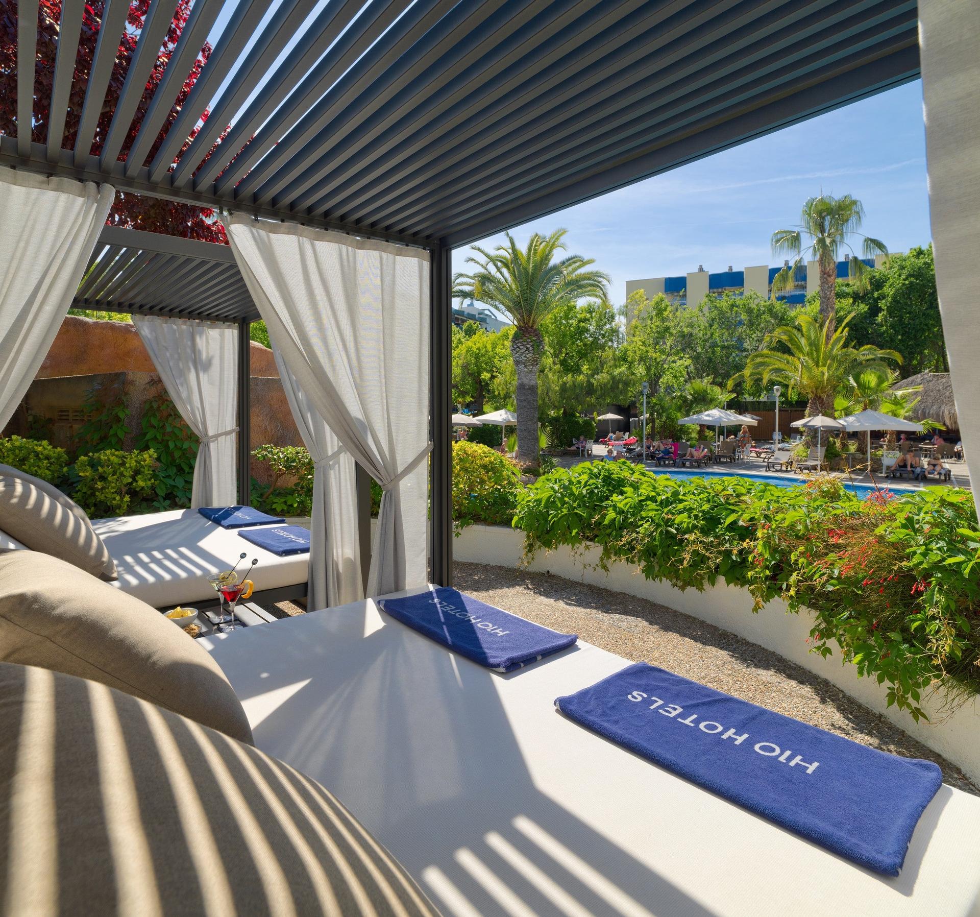 A cabana at H10 Salou Princess