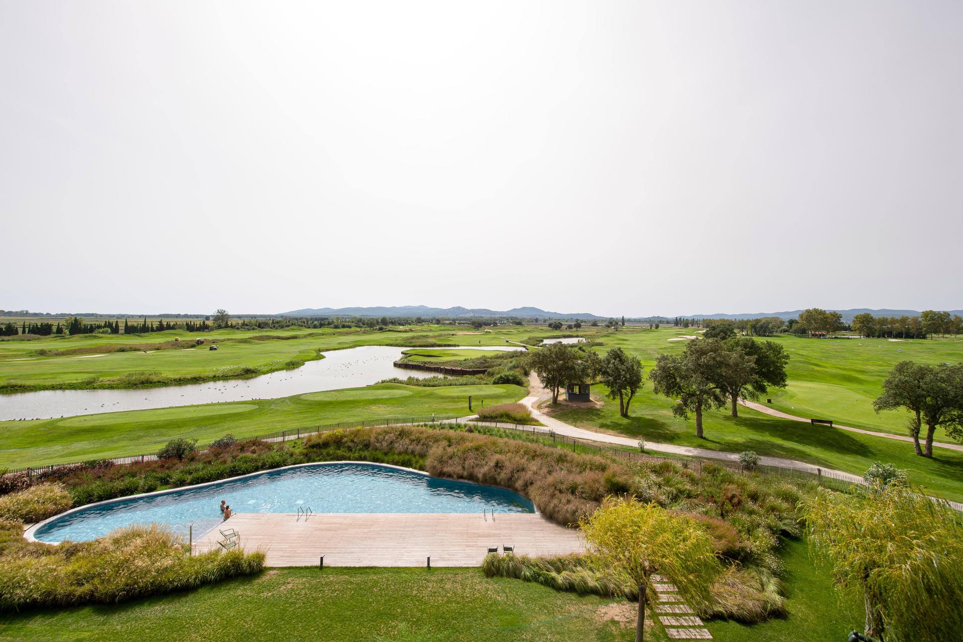Panoramic view of the Hotel Emporda Golf course