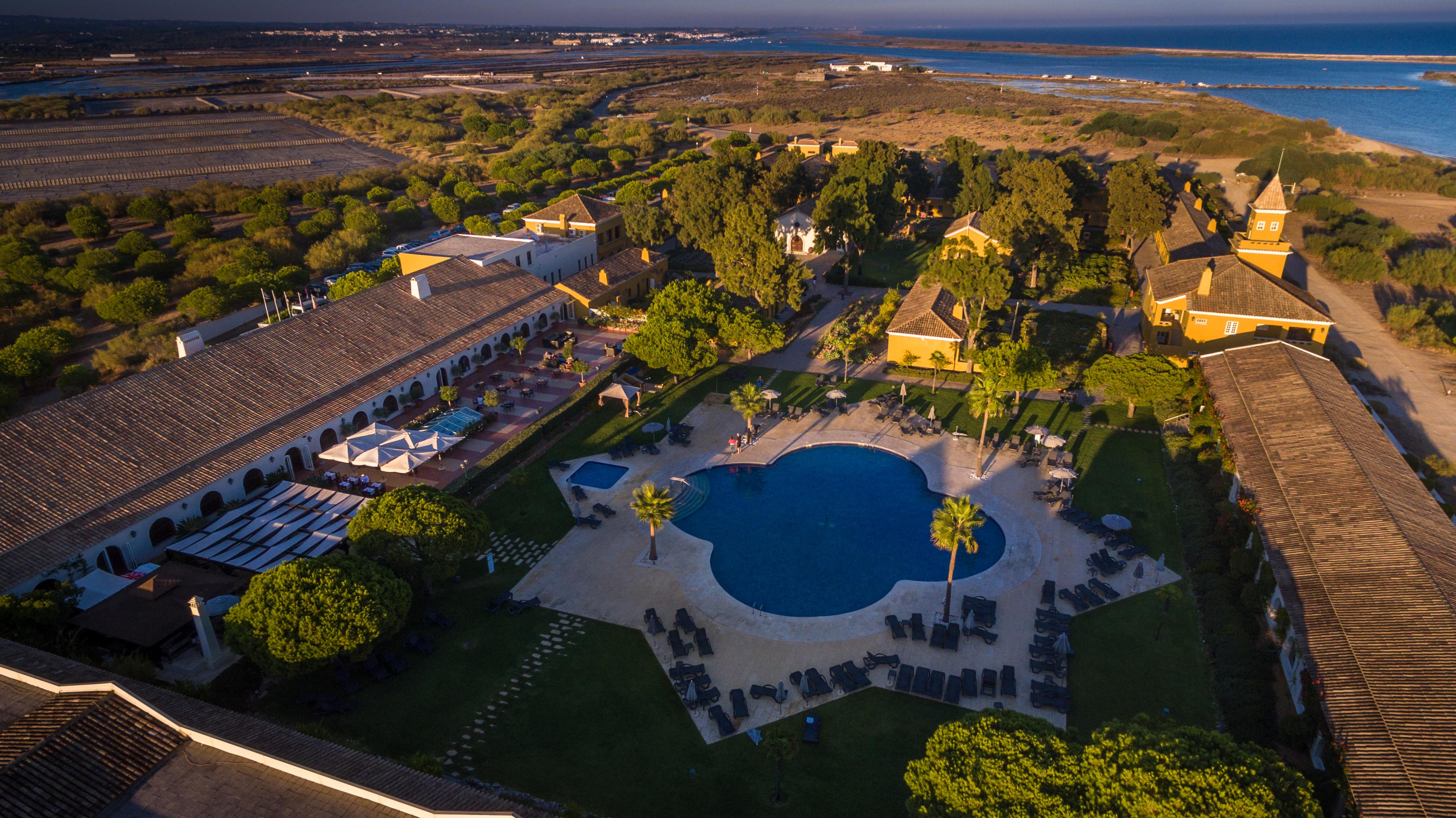 Overhead view of Hotel Vila Gale Albacora