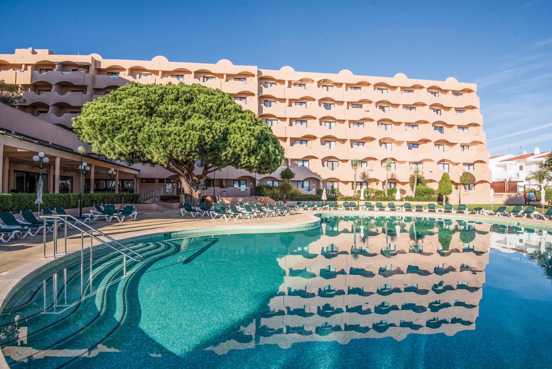 Panoramic view of the Hotel Vila Gale Atlantico overlooking the outdoor pool