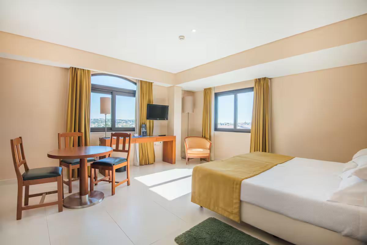 Spacious double bed suite at Hotel Vila Gale Atlantico