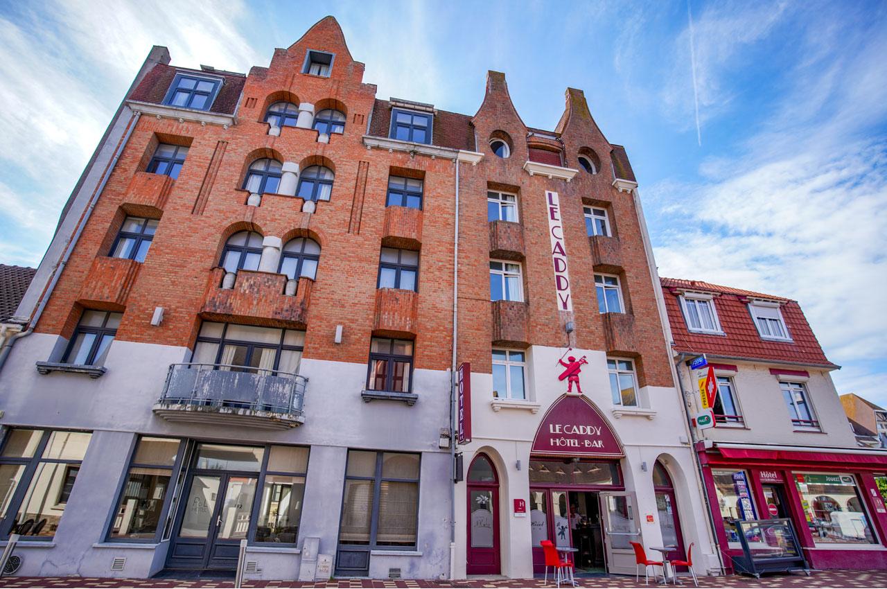Panoramic view of the Hotel le Caddy building