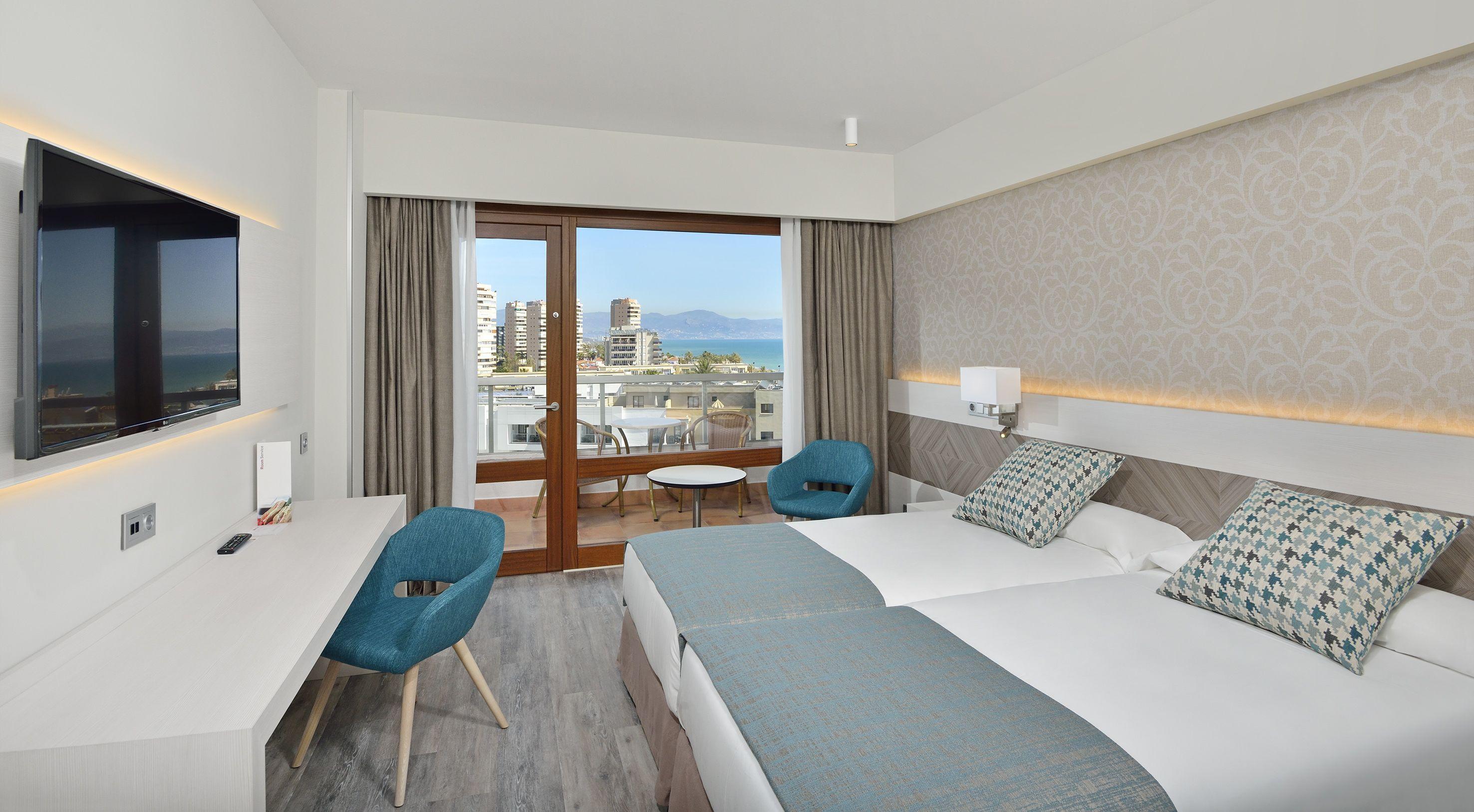 Modern double bed suite at Melia Sol Don Pablo