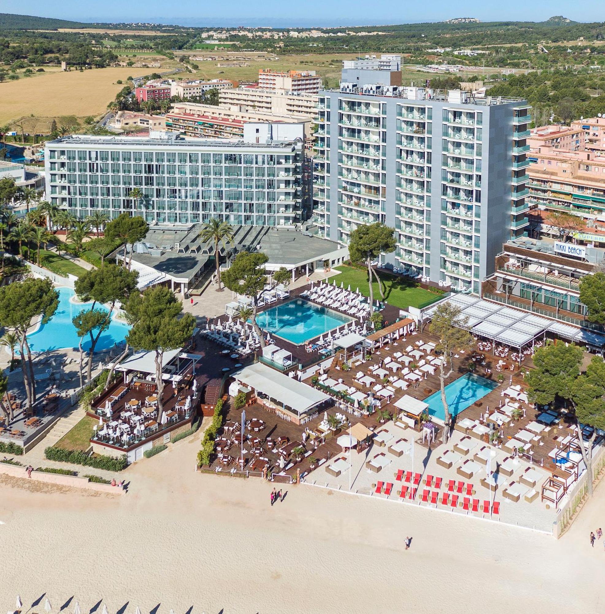 Overhead view of Melia South Beach