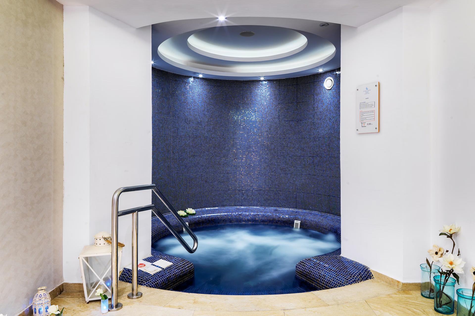 Jacuzzi at the Olympic Lagoon Resort