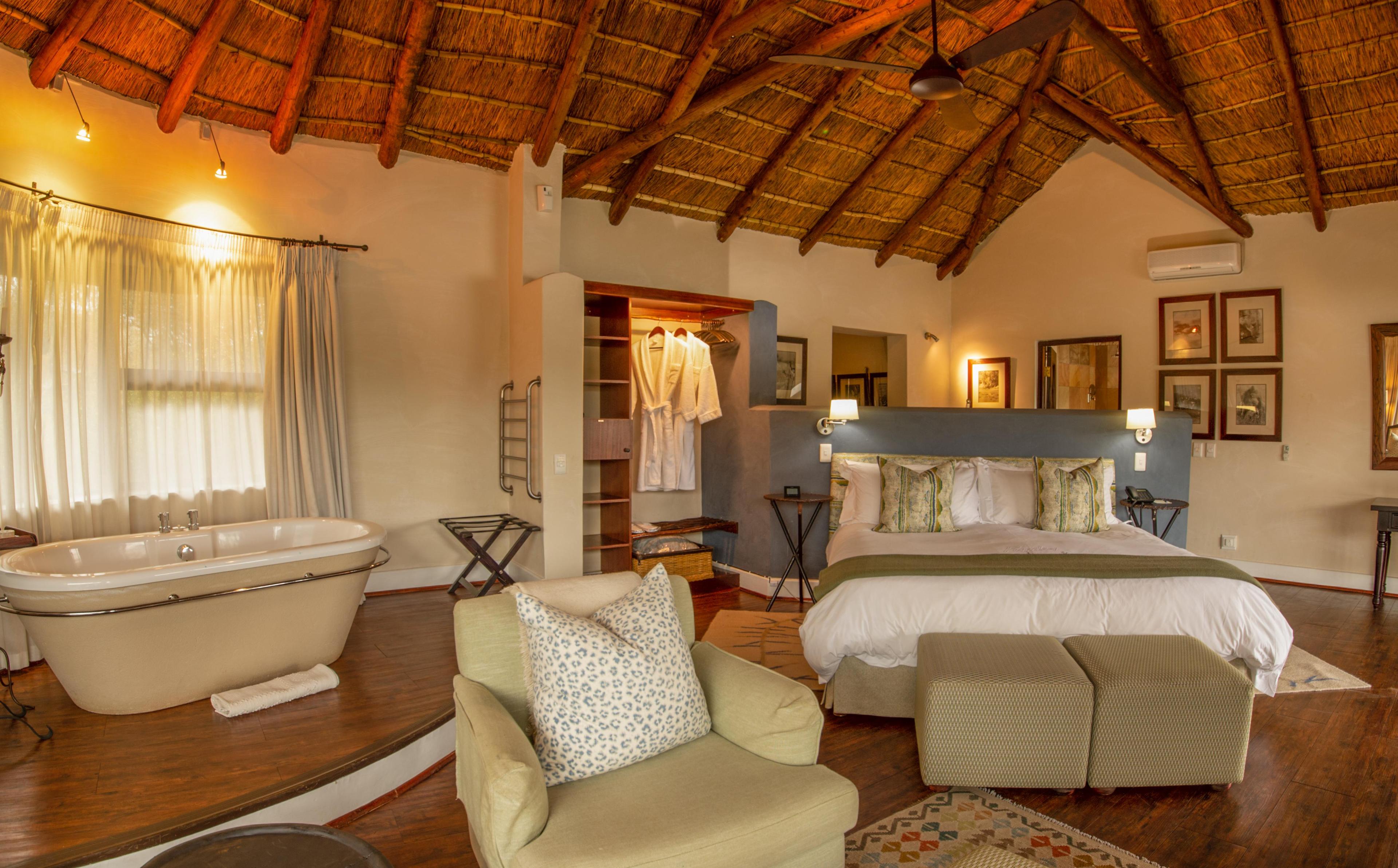 Double bed suite at Pumba Private Game Reserve