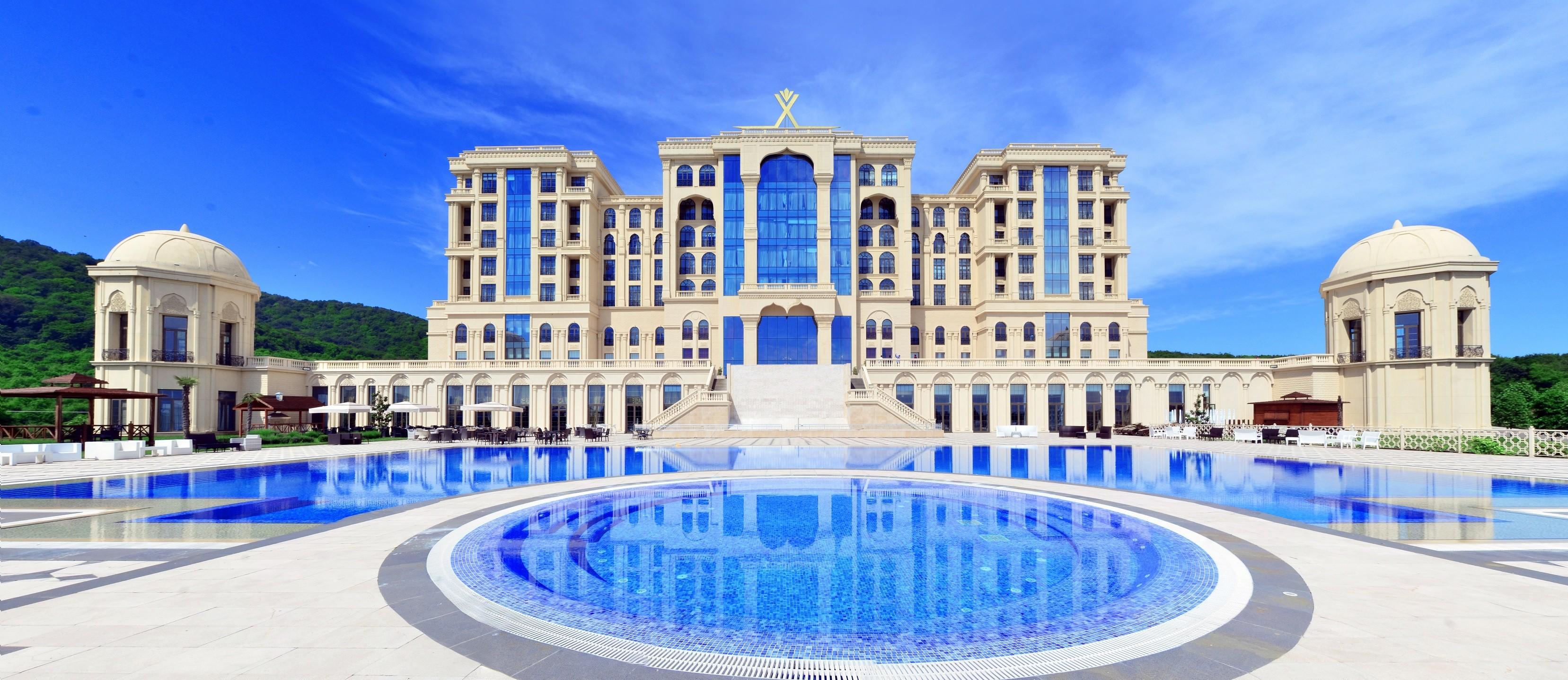 Panoramic view of the Quba Palace Hotel buildong