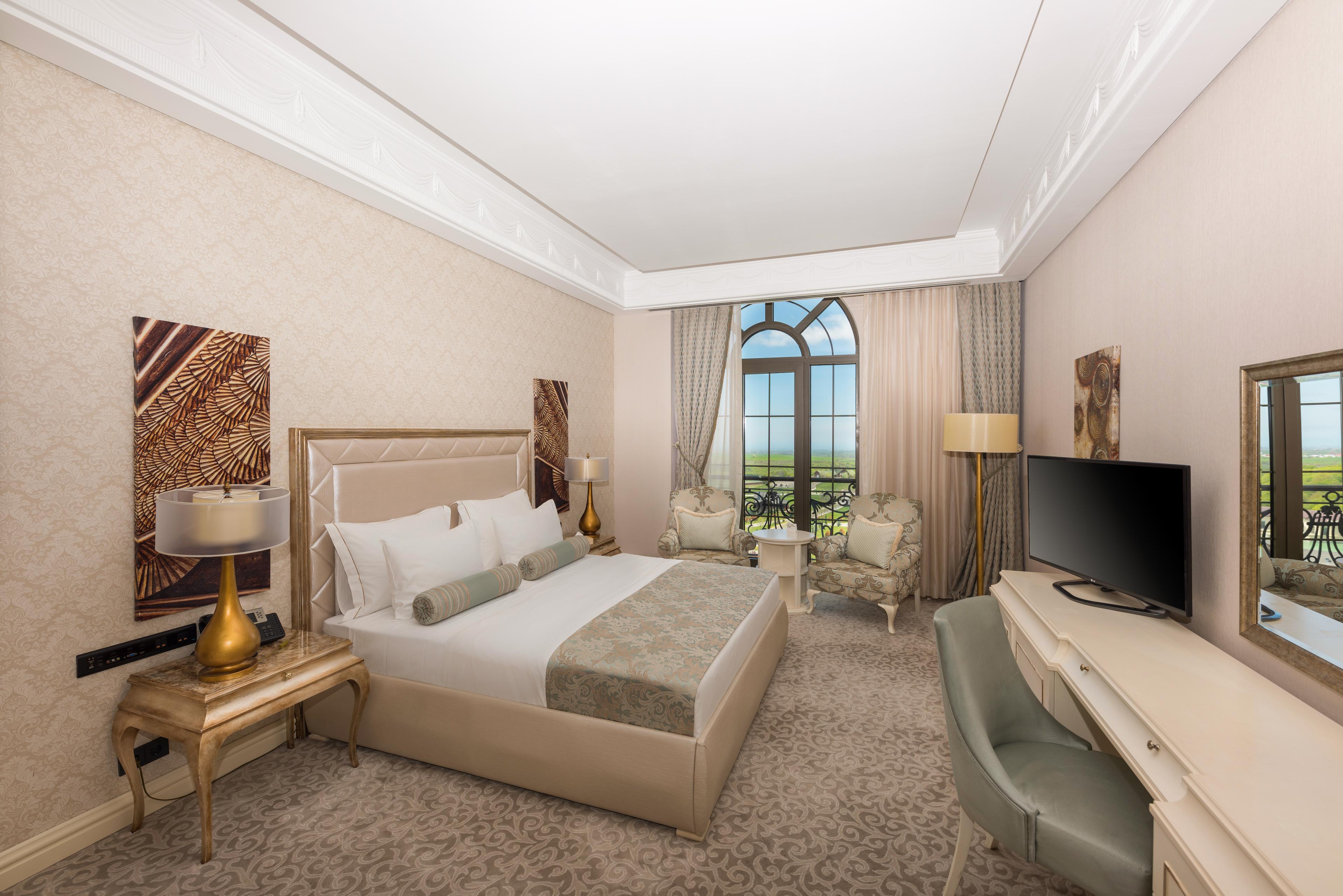 Spacious double bed suite at Quba Palace Hotel