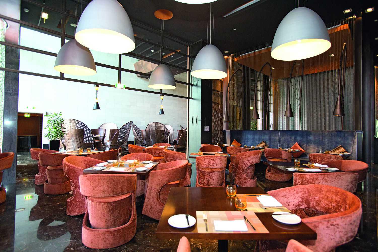 Dining room at Southern Sun - Abu Dhabi