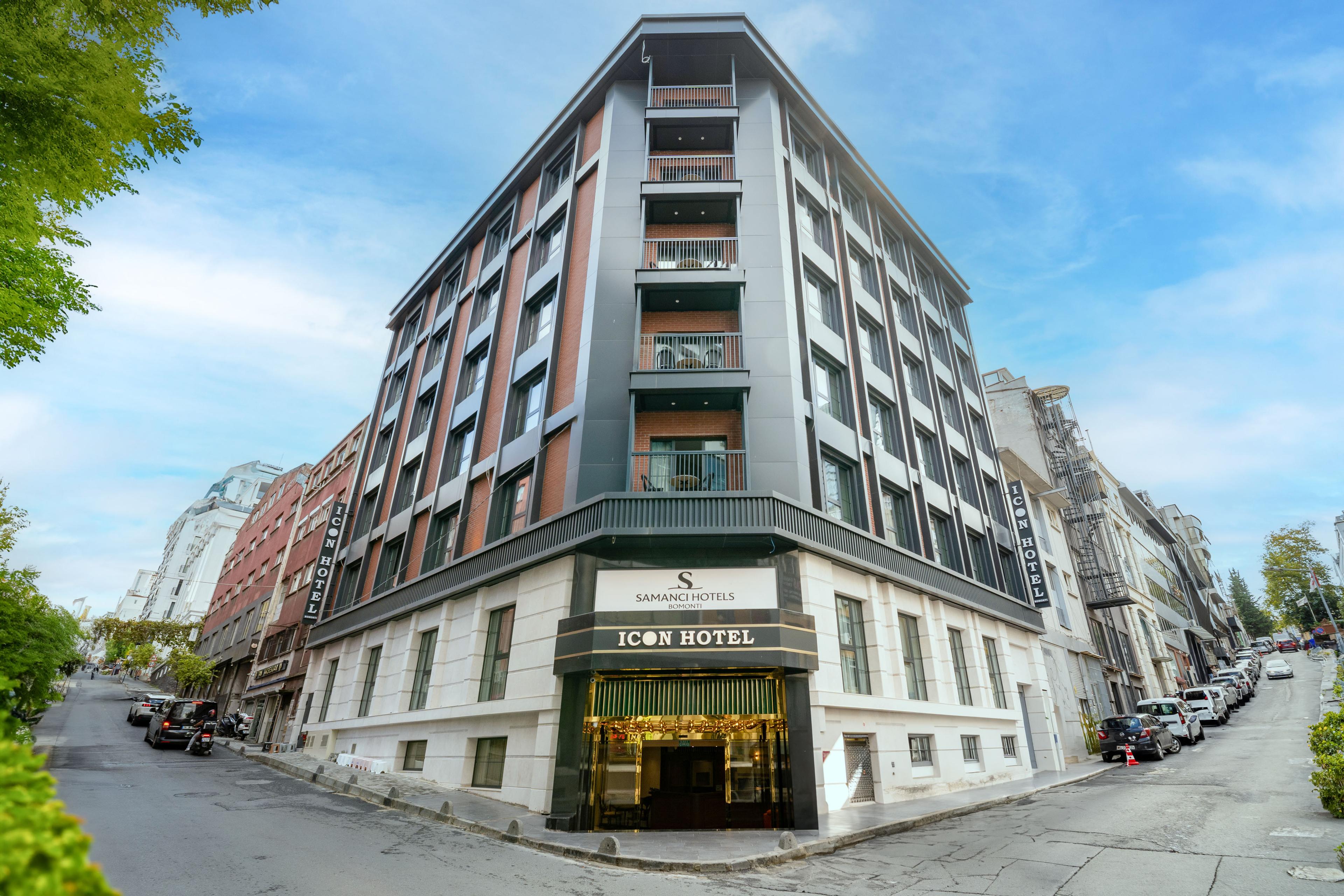 Front entrance to The Icon Hotel