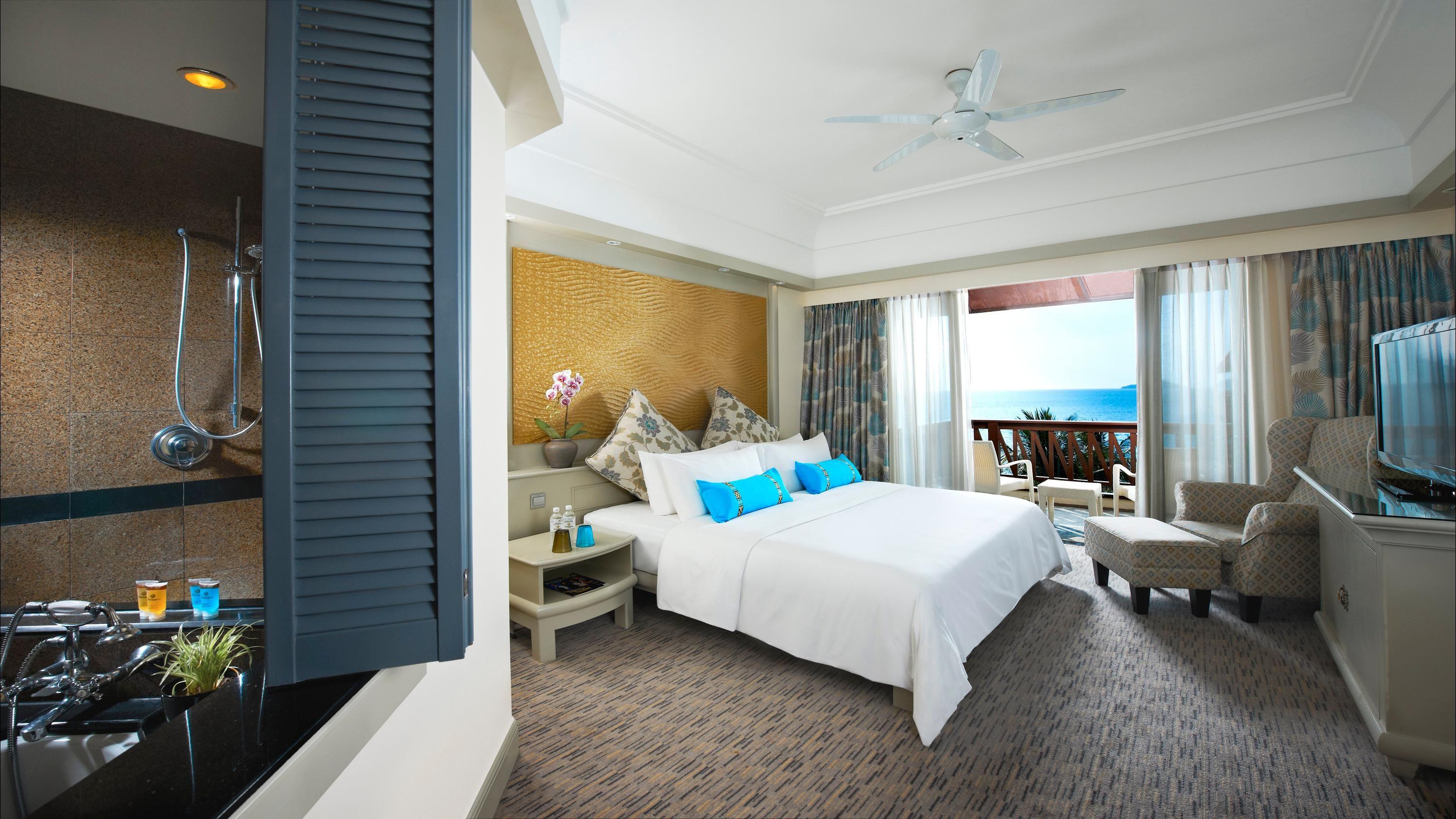 Double bed suite at The Magellan Sutera Resort