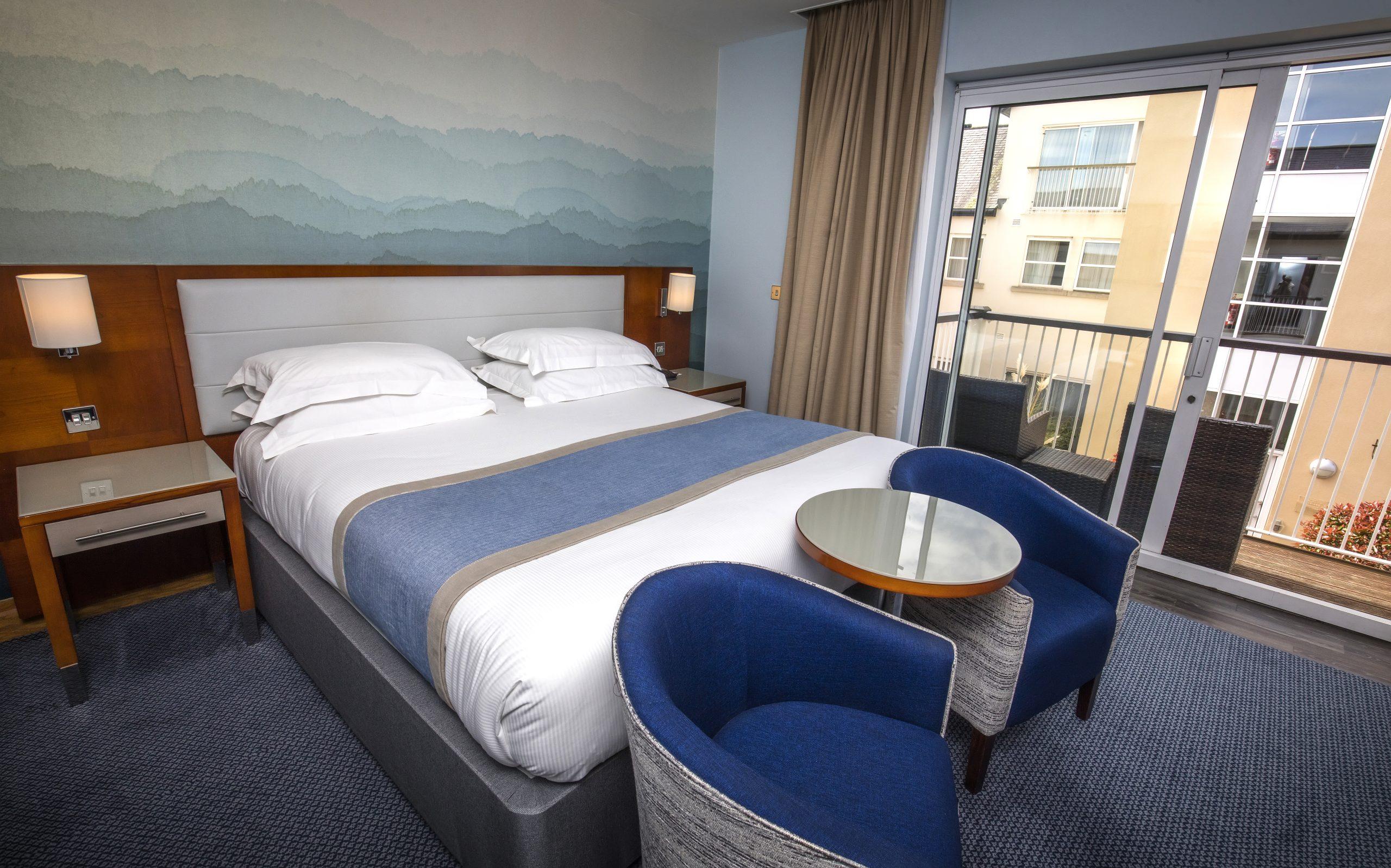 Double bed suite at The Quay Hotel