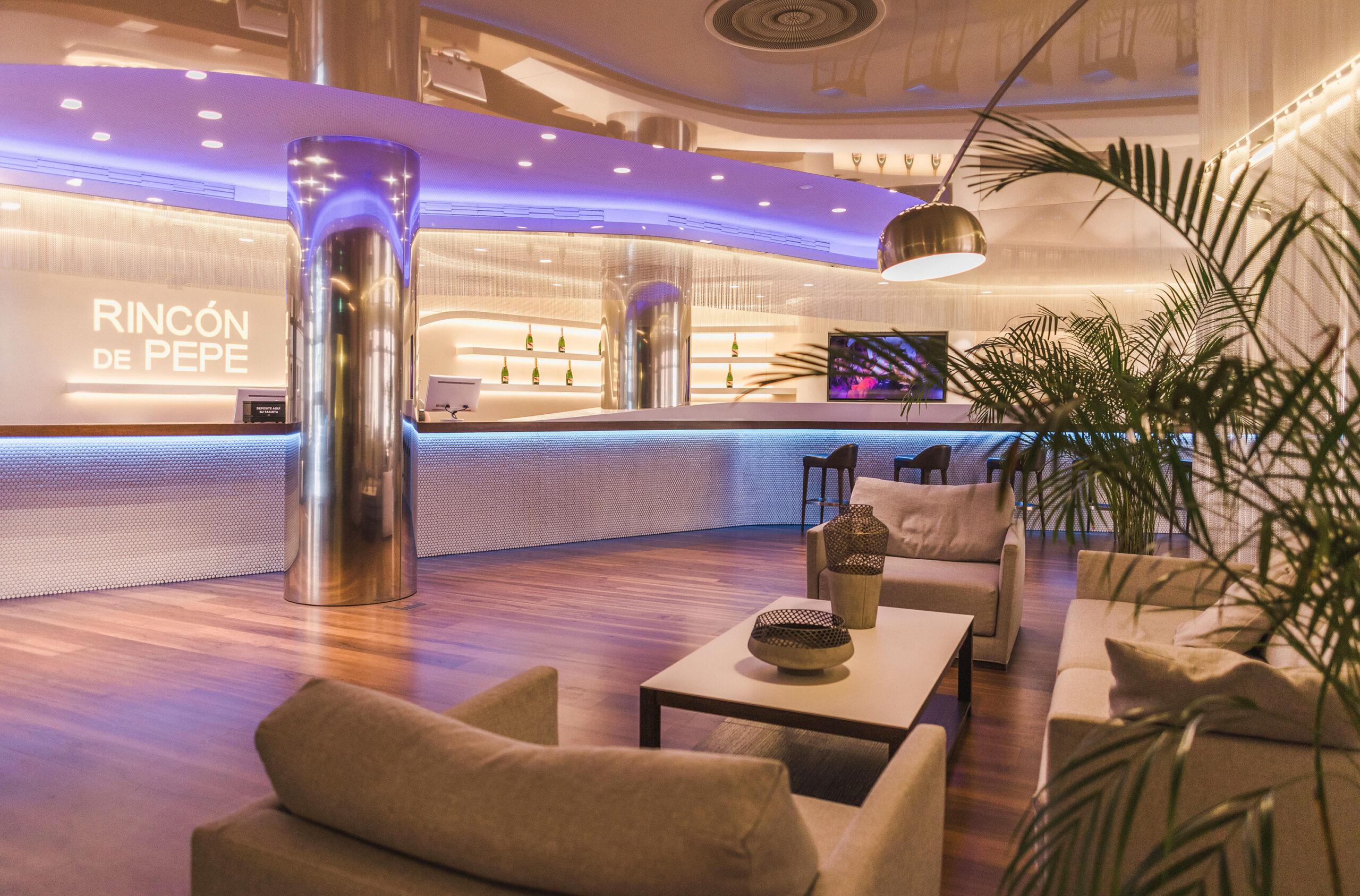 Reception at Tryp Rincon de Pepe Hotel