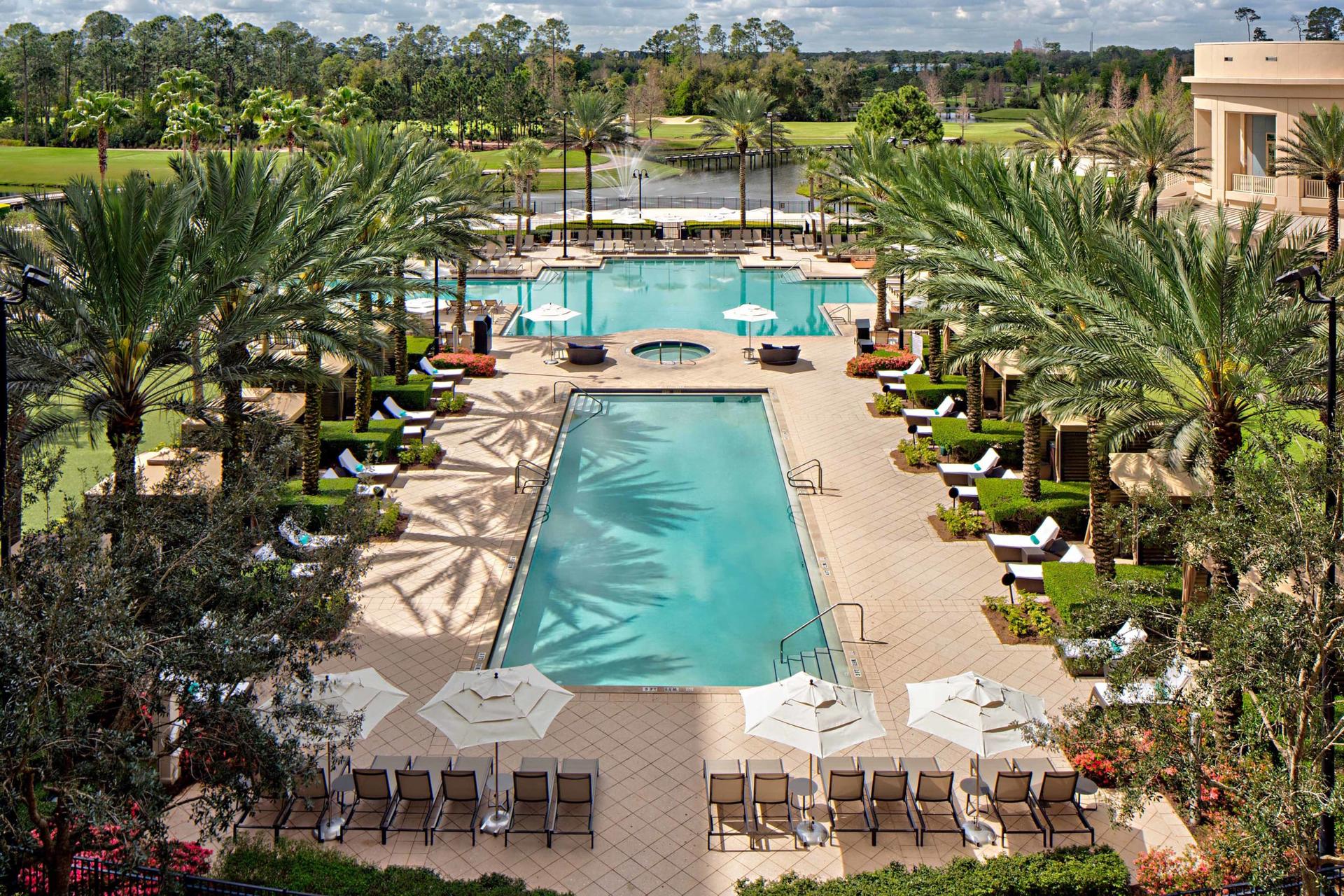 Overhead view of the outdoor swimming pool at Waldorf Astoria