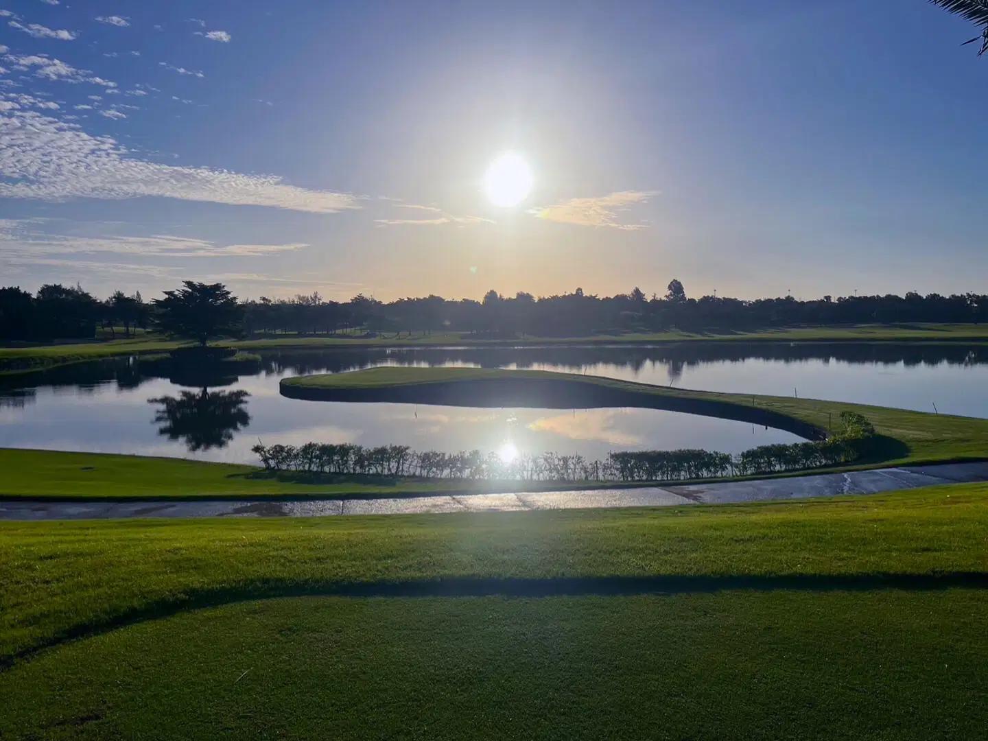 Sun shining over RG City & Robinswood Thailand course