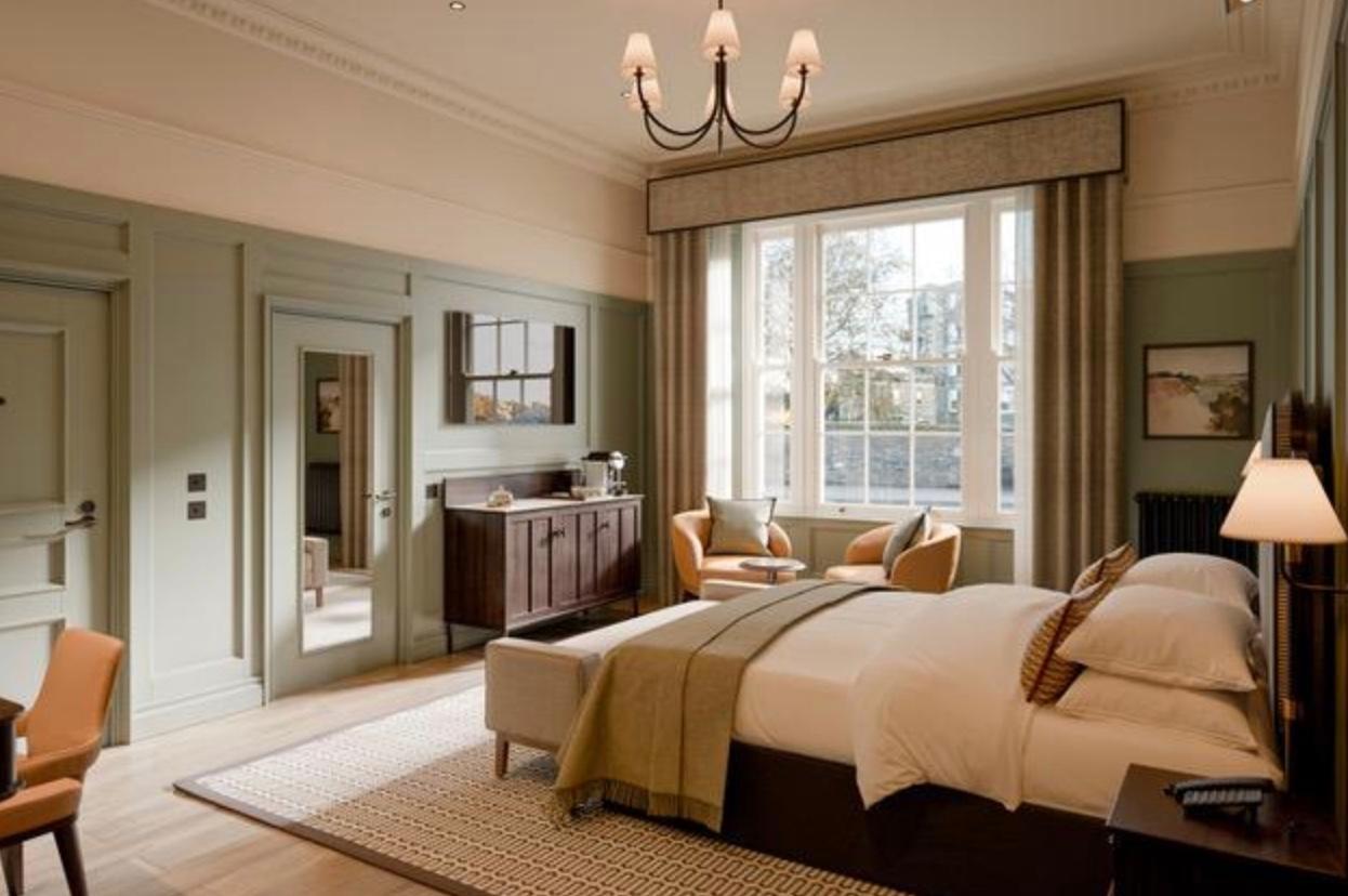 Spacious double bed suite at The Kithmore Hotel