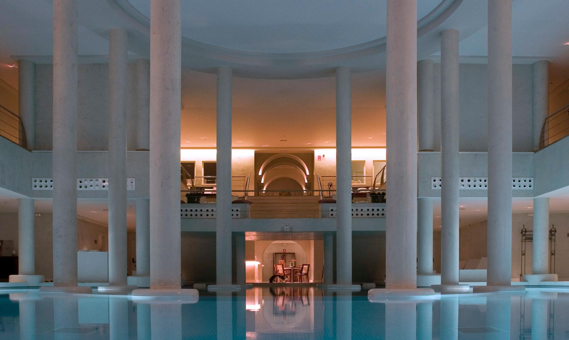 Indoor pool at Fairplay Golf & Spa Resort