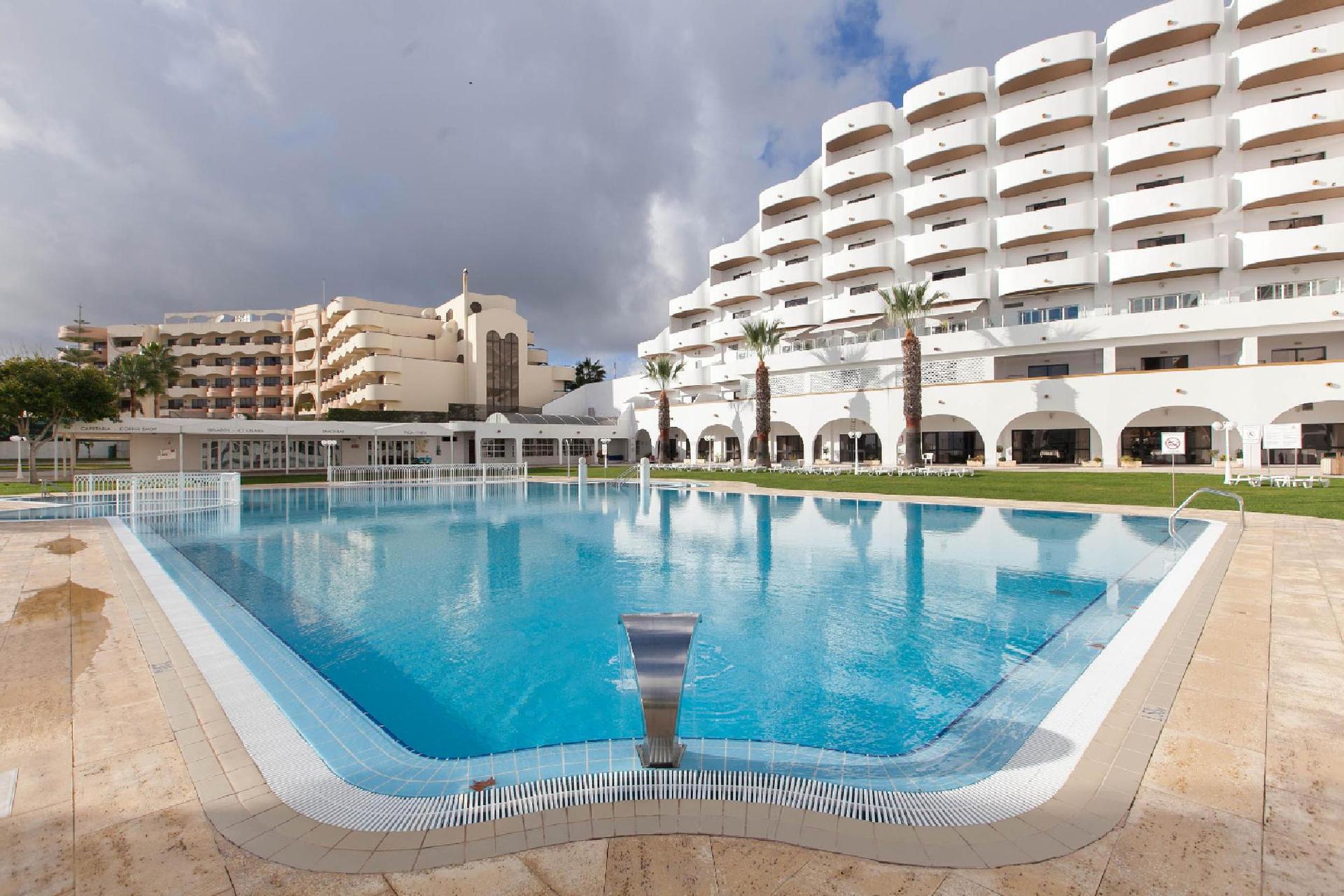 Outdoor swimming pool at Hotel Brisa Sol