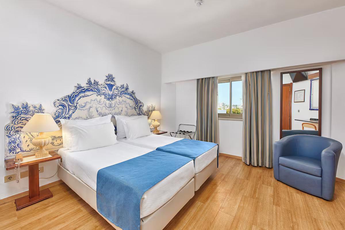 Double bed suite at Hotel Brisa Sol