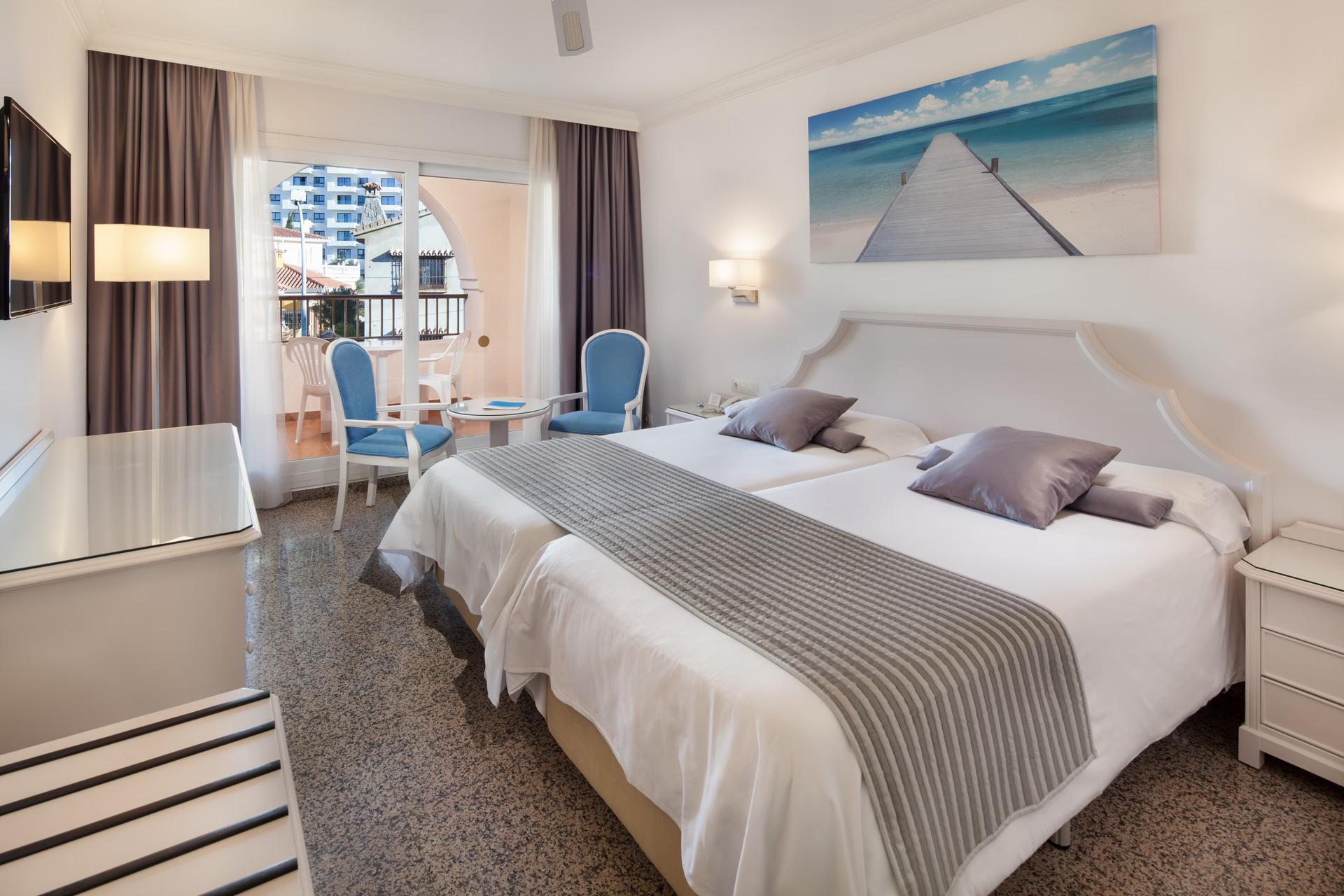 Double bed suite at Hotel MAC Puerto Marina