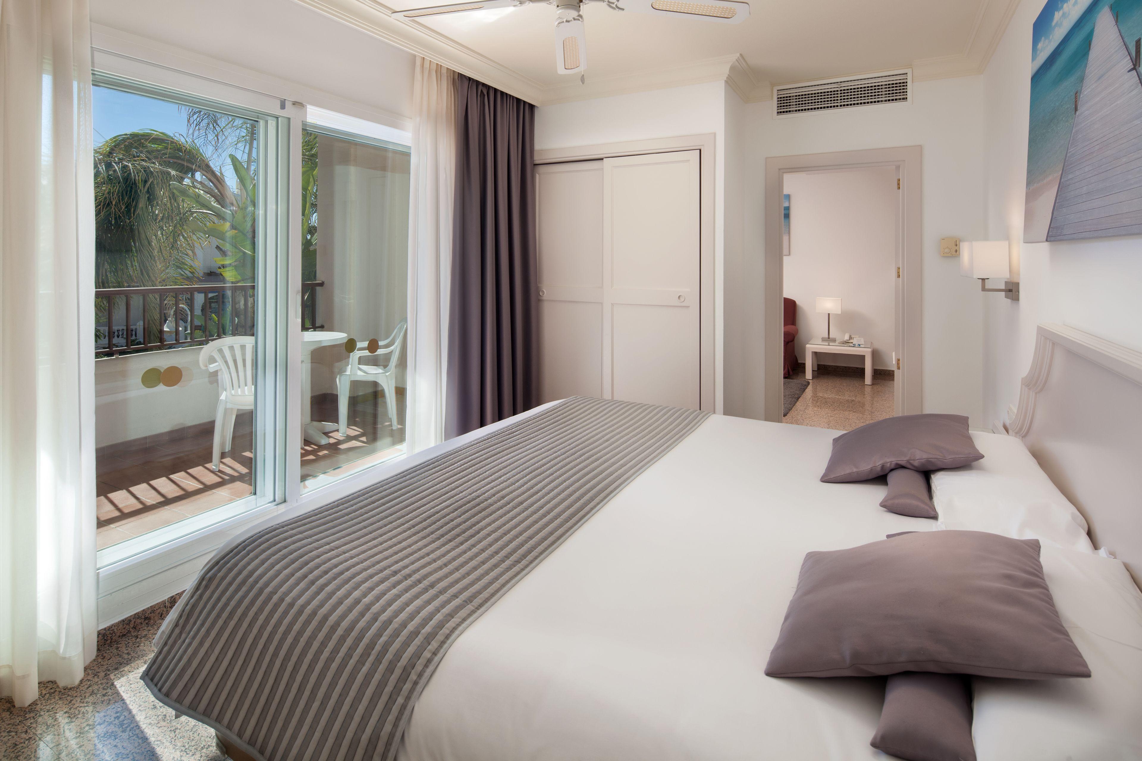 Double bed suite at Hotel MAC Puerto Marina
