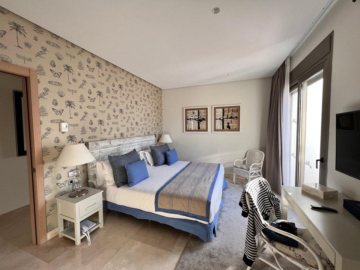 Double bed suite at Las Terrazas de Abama