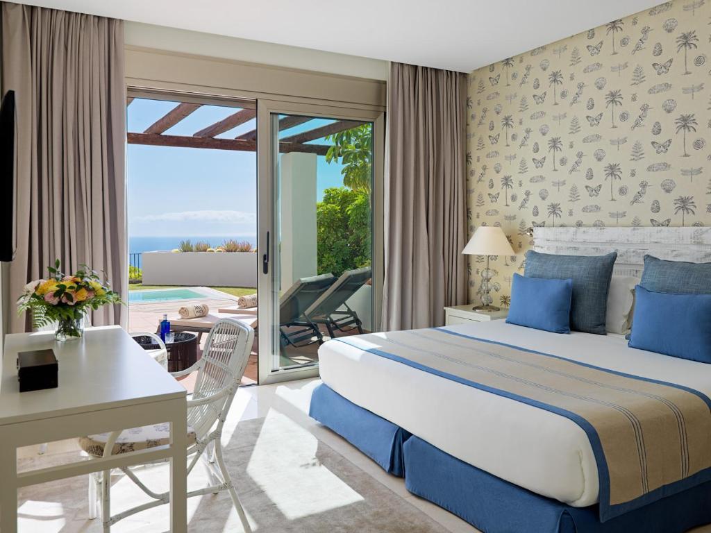 Double bed suite at Las Terrazas de Abama