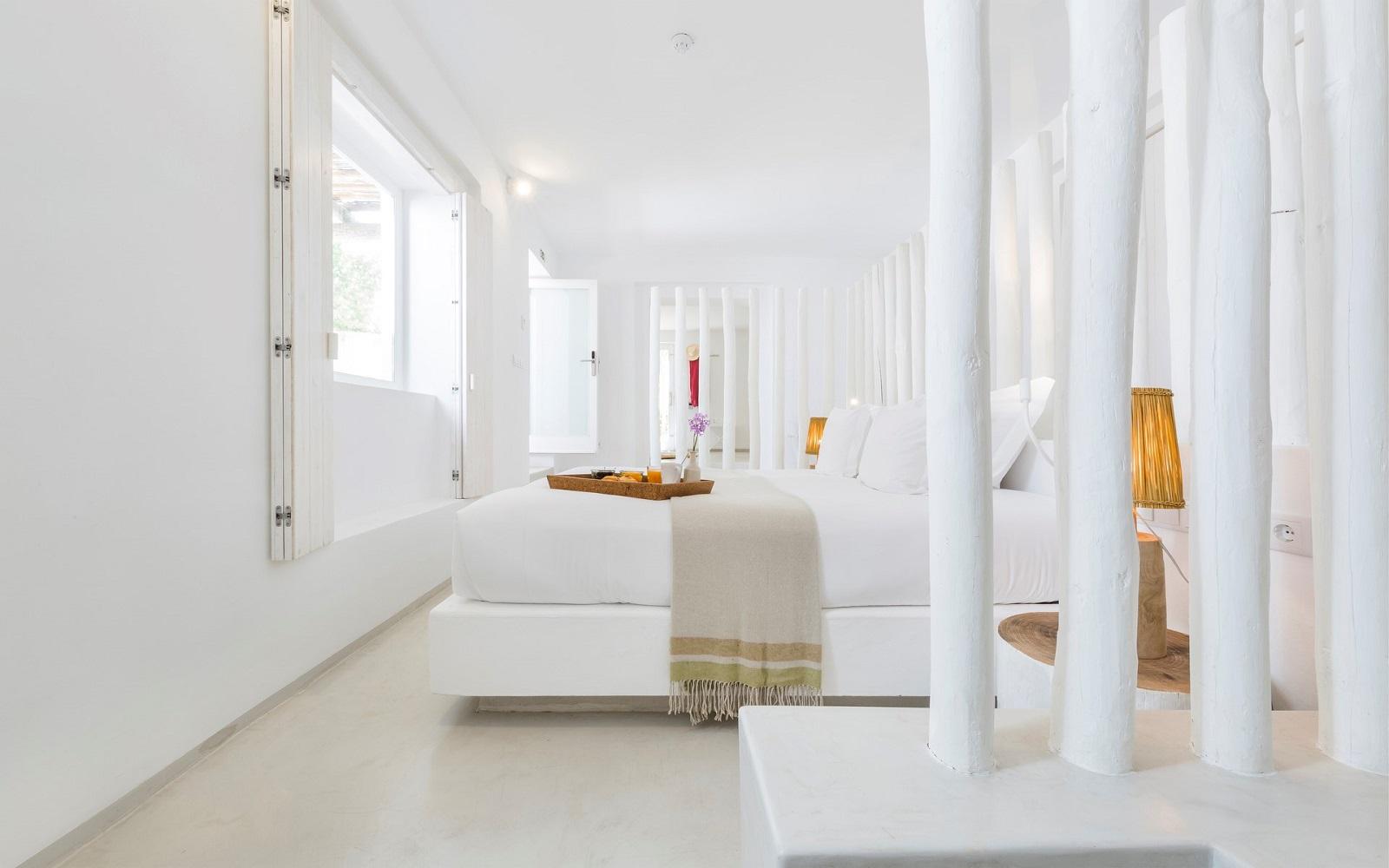 Double bed suite at Octant Hotel Vila Monte