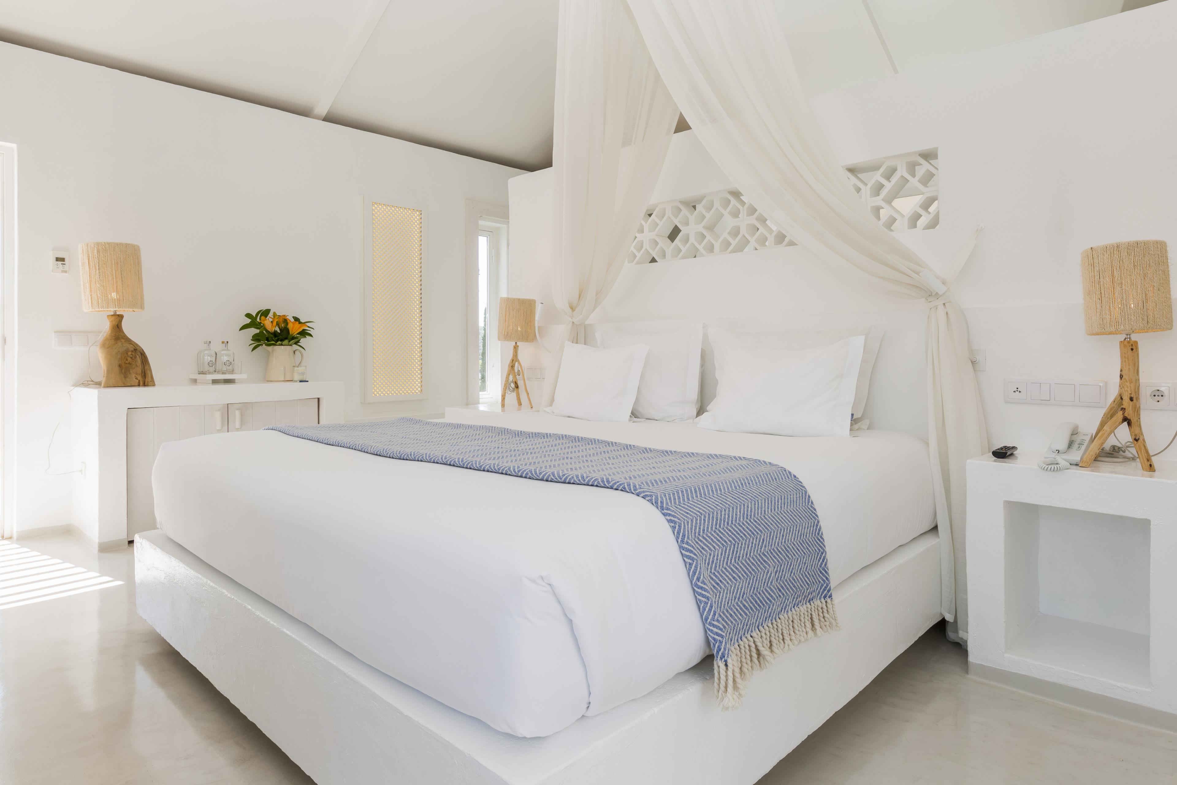 Double bed suite at Octant Hotel Vila Monte